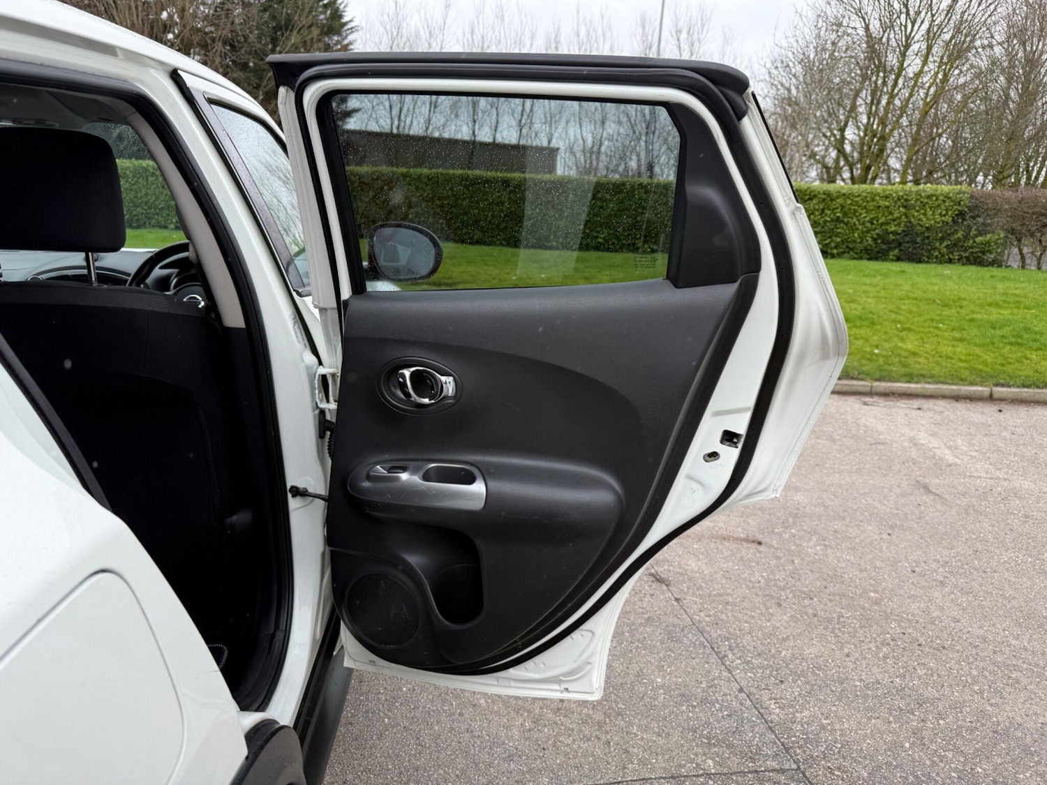 Used Nissan Juke 2010 for sale - 77538580: Photo 29