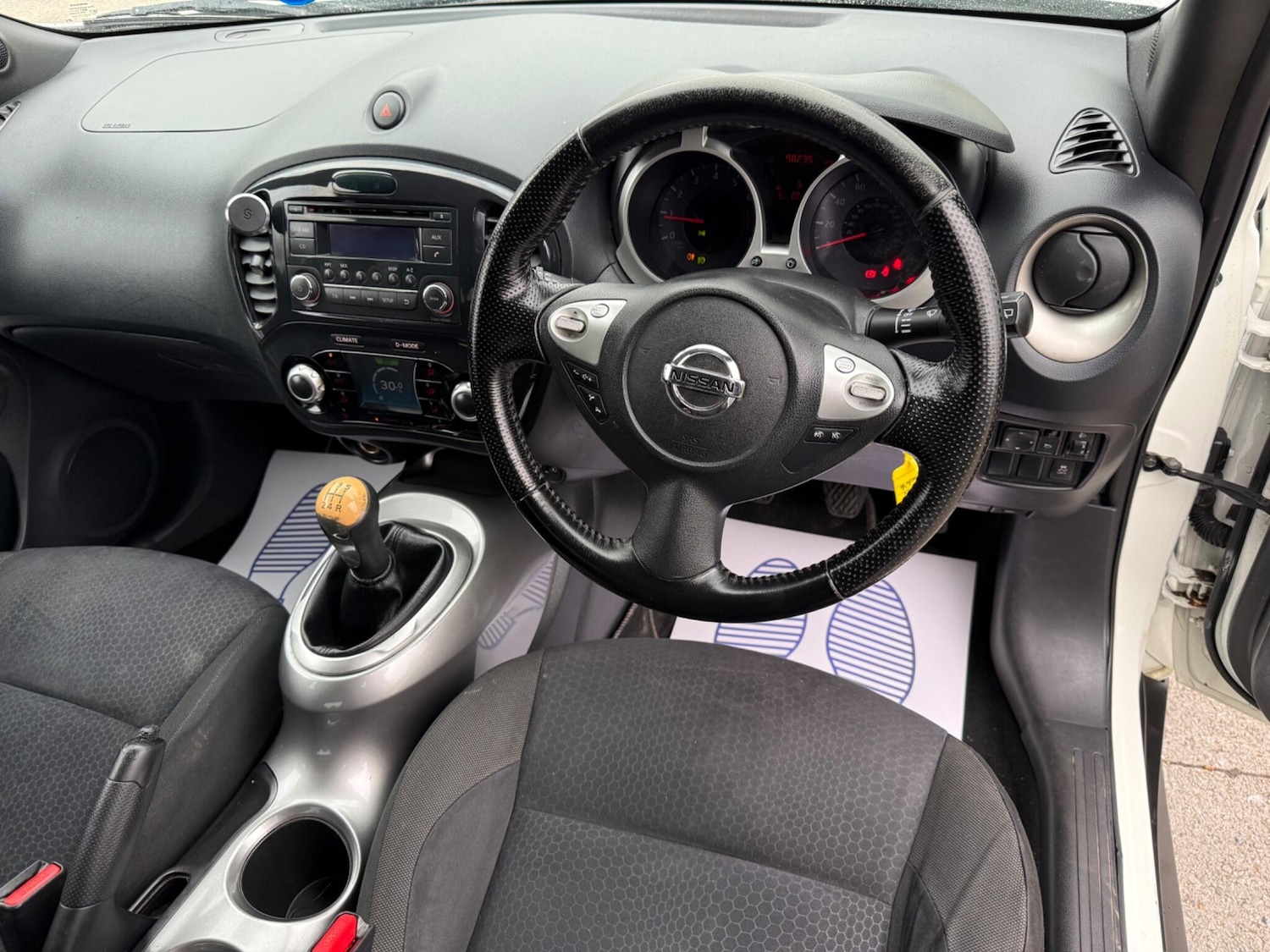 Used Nissan Juke 2010 for sale - 77538580: Photo 35