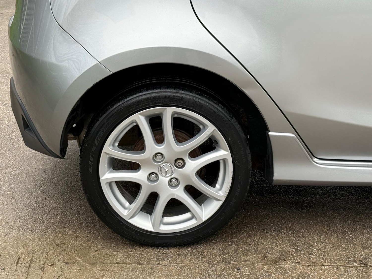 Used Mazda Mazda2 2011 for sale - 77705532: Photo 27