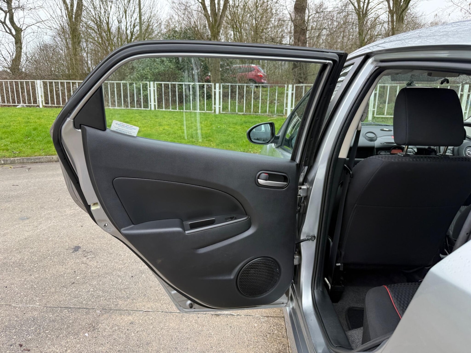 Used Mazda Mazda2 2011 for sale - 77705532: Photo 30