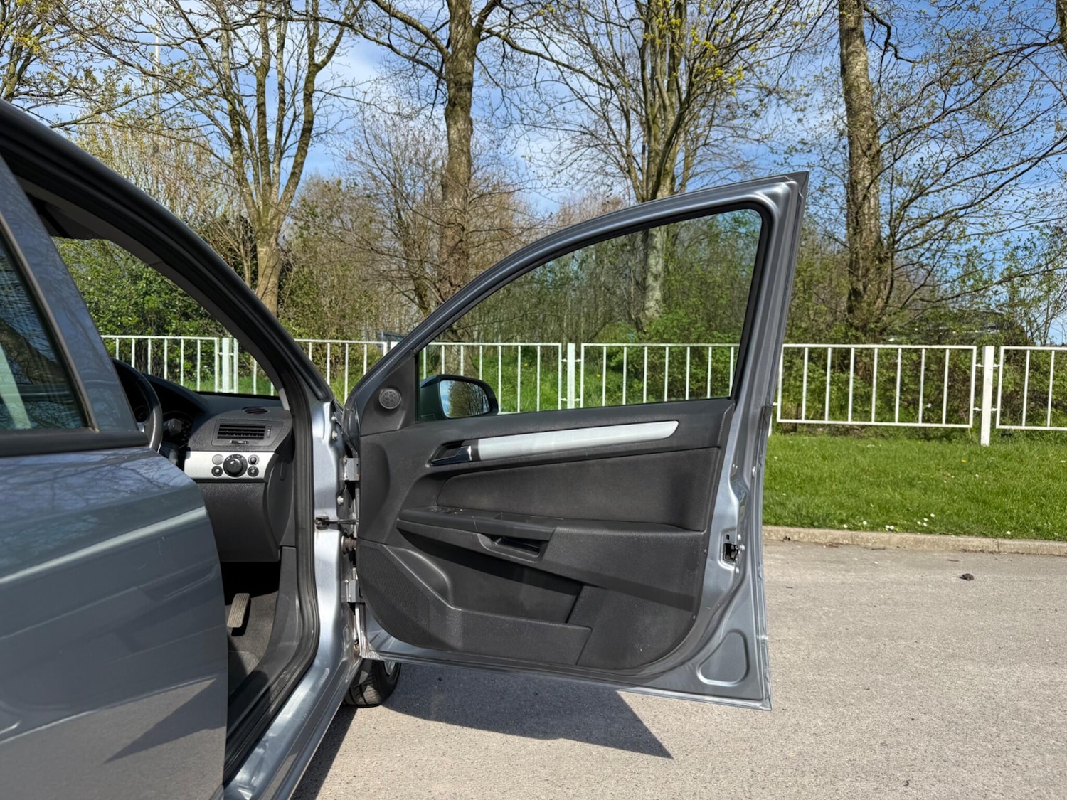 Used Vauxhall Astra 2009 for sale - 78184904: Photo 29