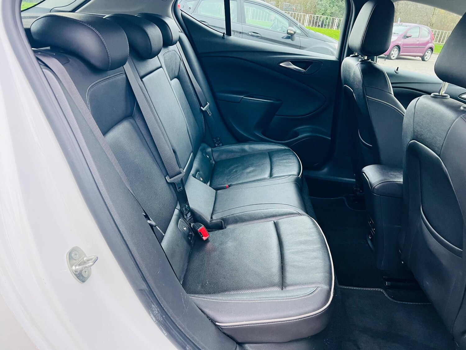 Used Vauxhall Astra for sale - 77497456: Photo 23