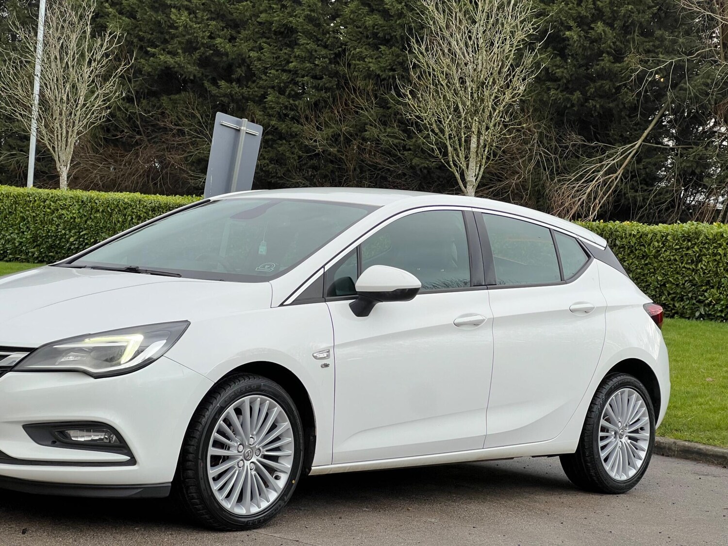 Used Vauxhall Astra for sale - 77497456: Photo 7