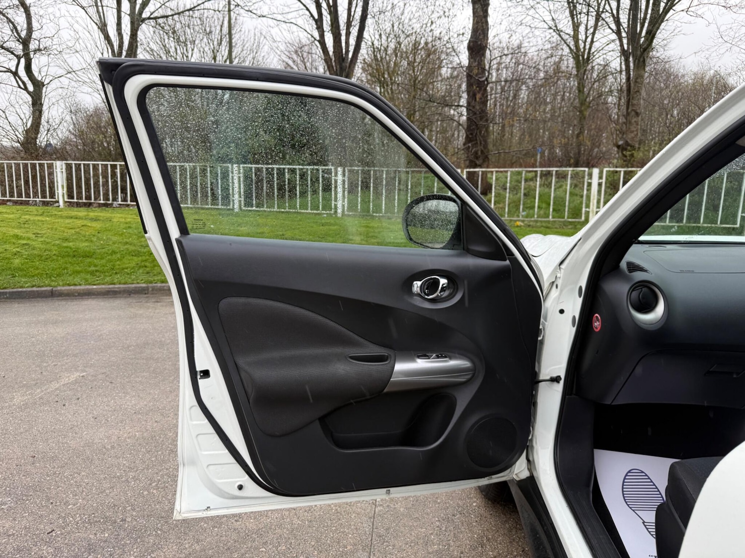 Used Nissan Juke 2011 for sale - 77926179: Photo 26