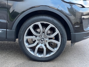 Used Land Rover Range Rover Evoque 2017 for sale - 77455596: Photo
