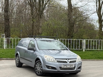 Vauxhall Astra Van feature image