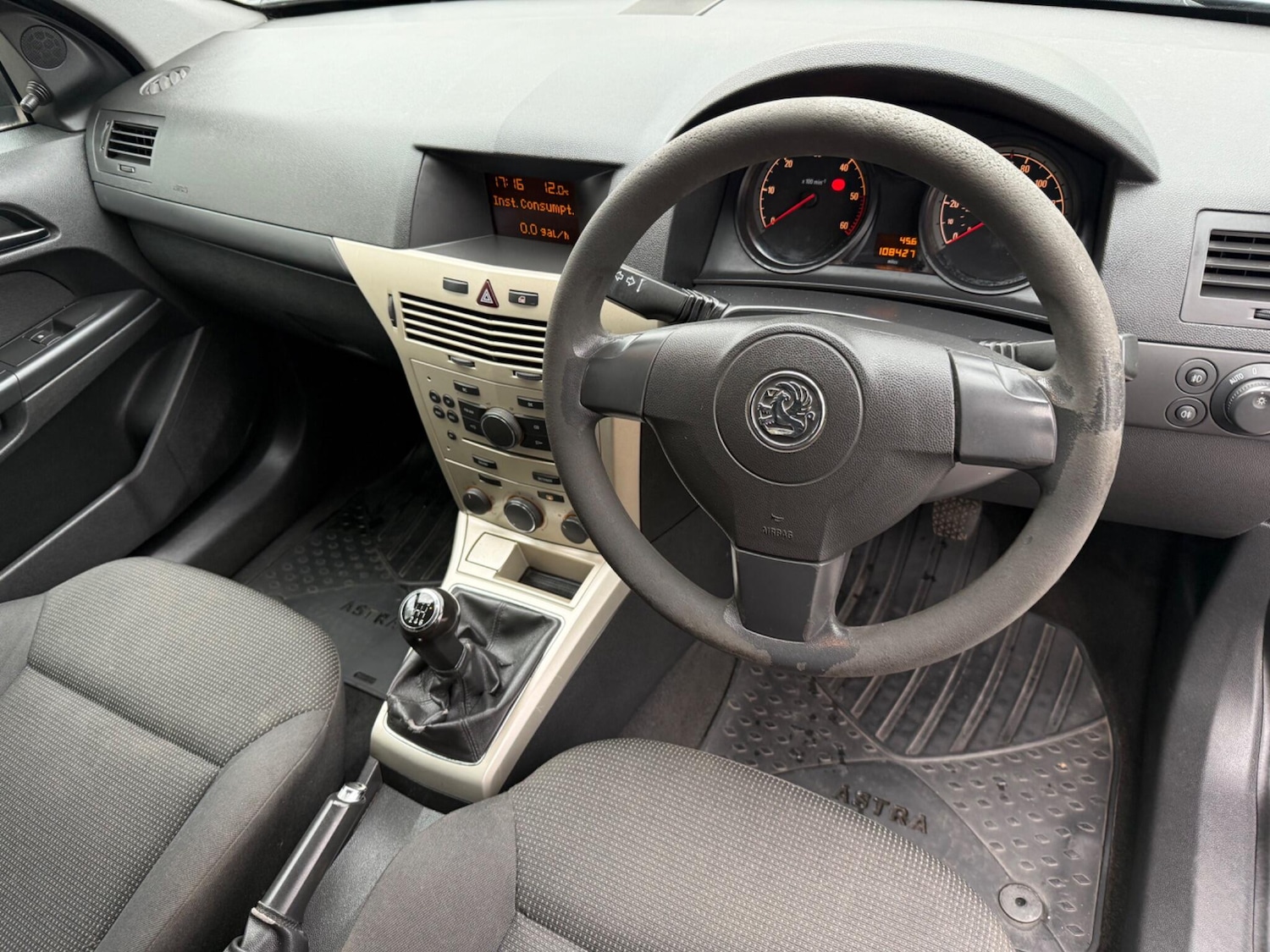 Used Vauxhall Astra Van 2007 for sale - 78141355: Photo 33