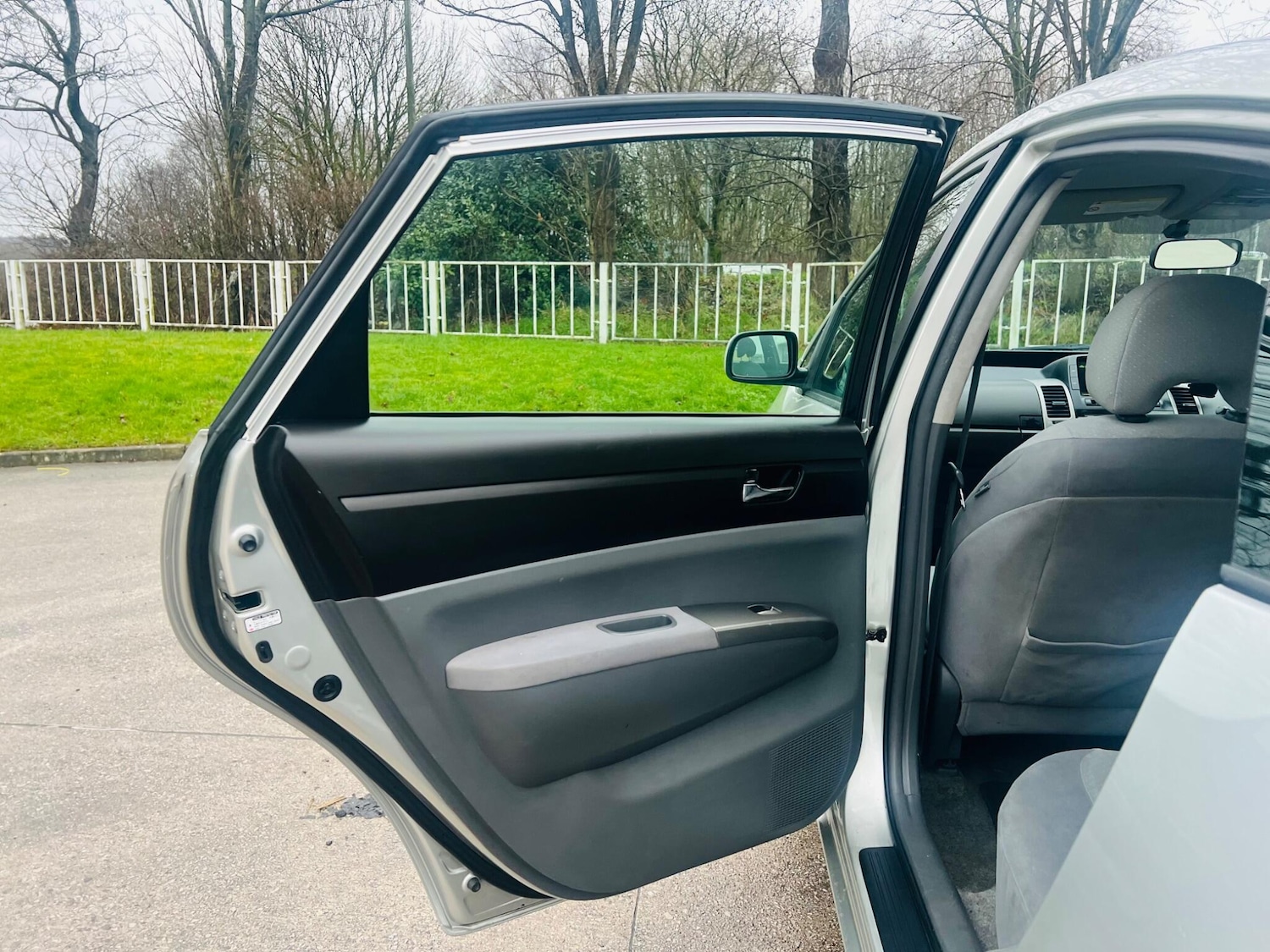 Used Toyota Prius 2005 for sale - 77560027: Photo 28