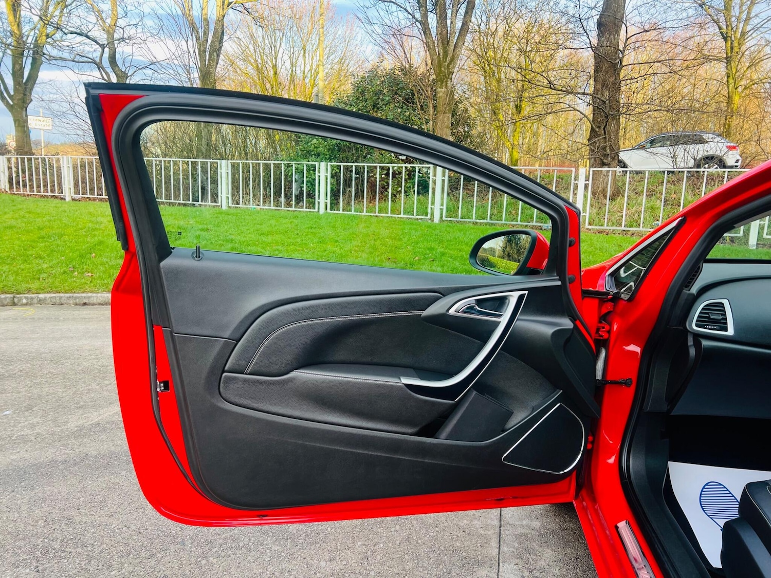 Used Vauxhall Astra GTC 2013 for sale - 77525096: Photo 28