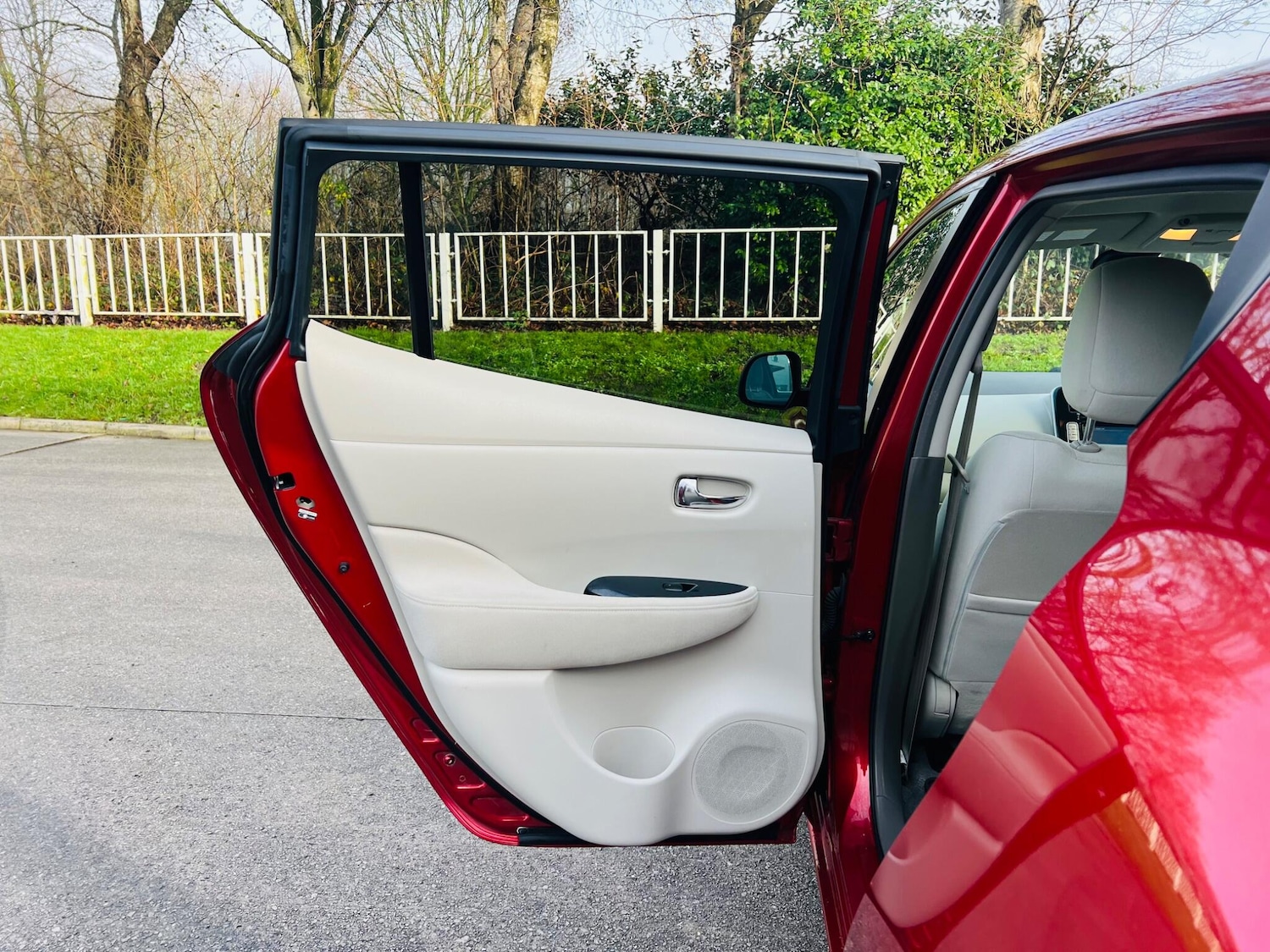 Used Nissan Leaf 2013 for sale - 77525134: Photo 28