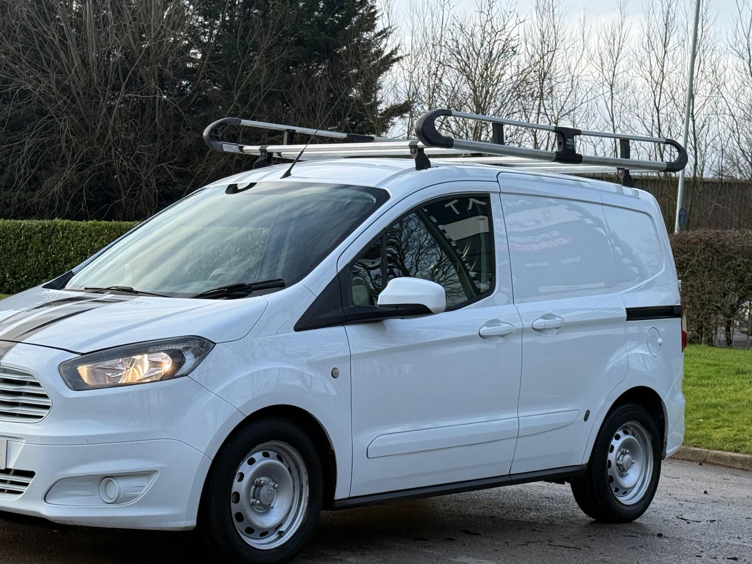 Used Ford Transit Courier for sale - 77892994: Photo 11