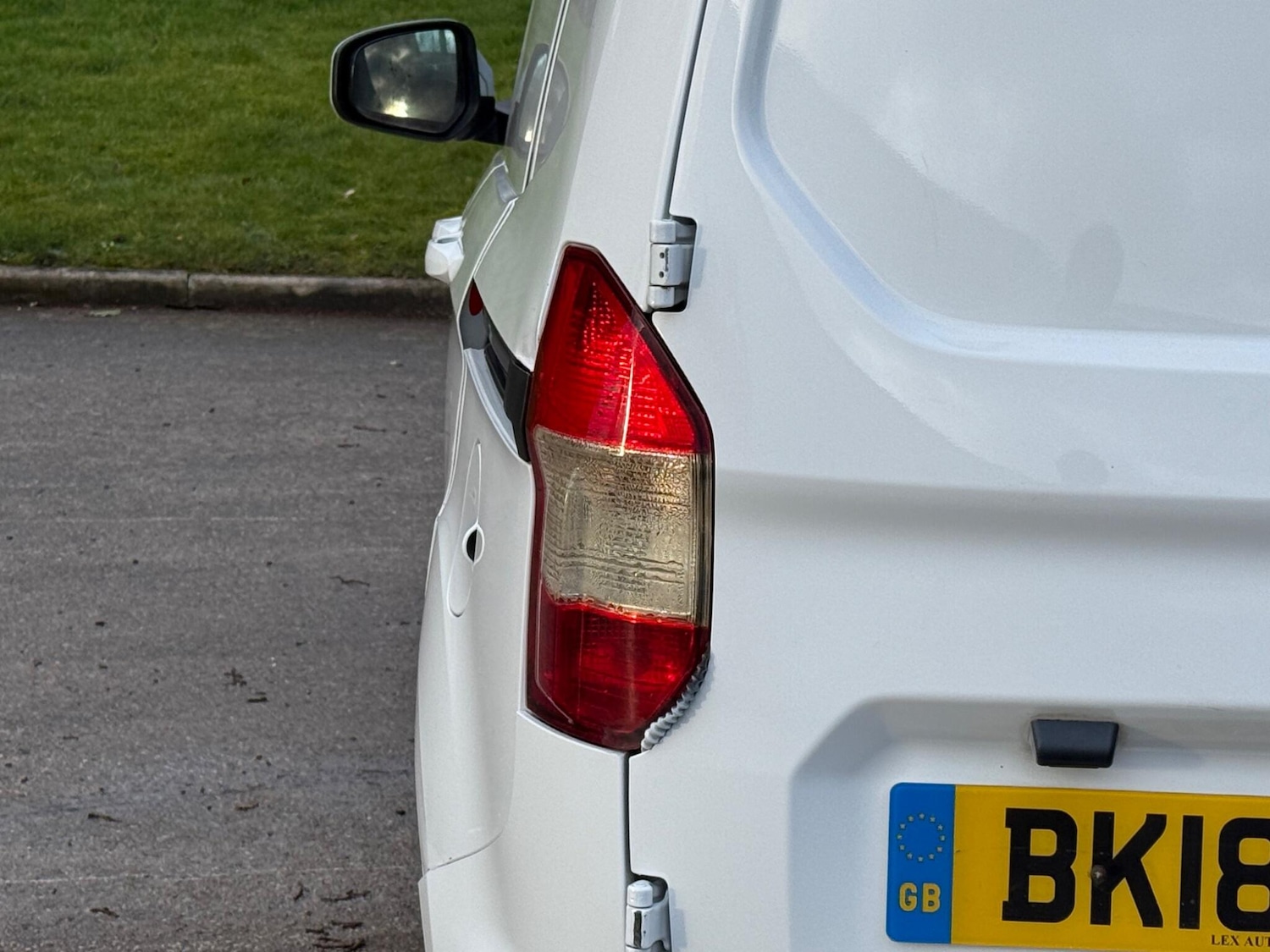 Used Ford Transit Courier for sale - 77892994: Photo 30