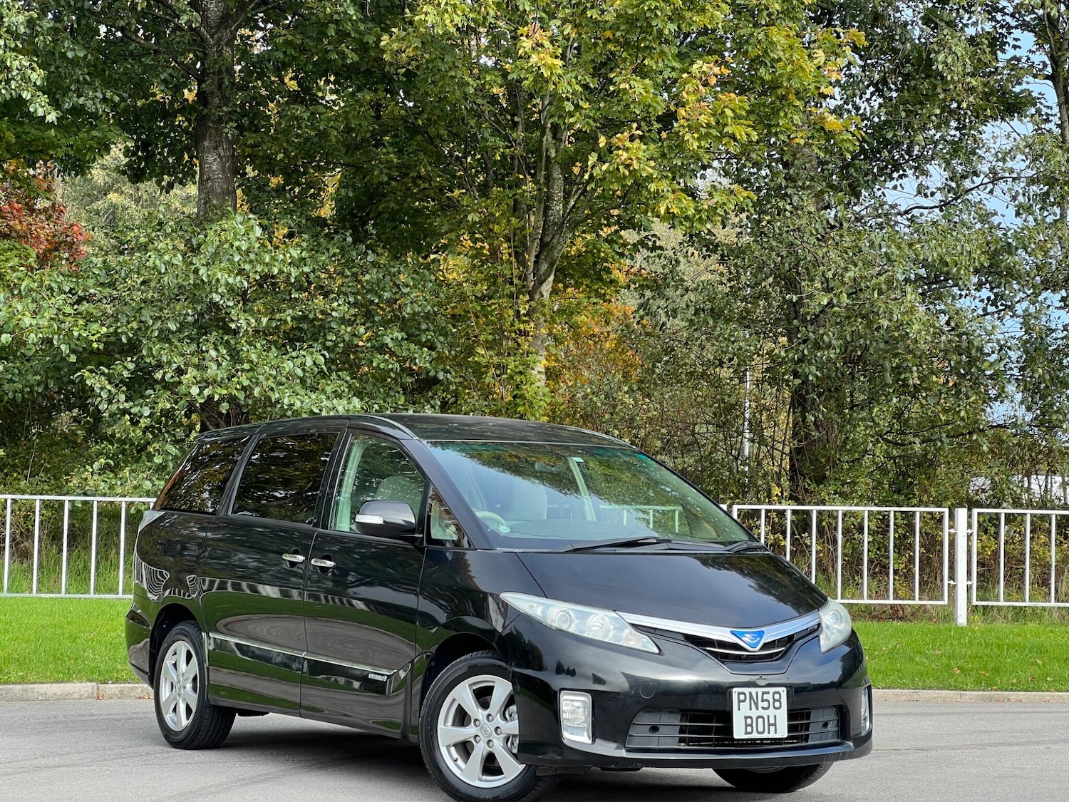 Used Toyota Estima 2020 for sale - 77456448: Photo 4