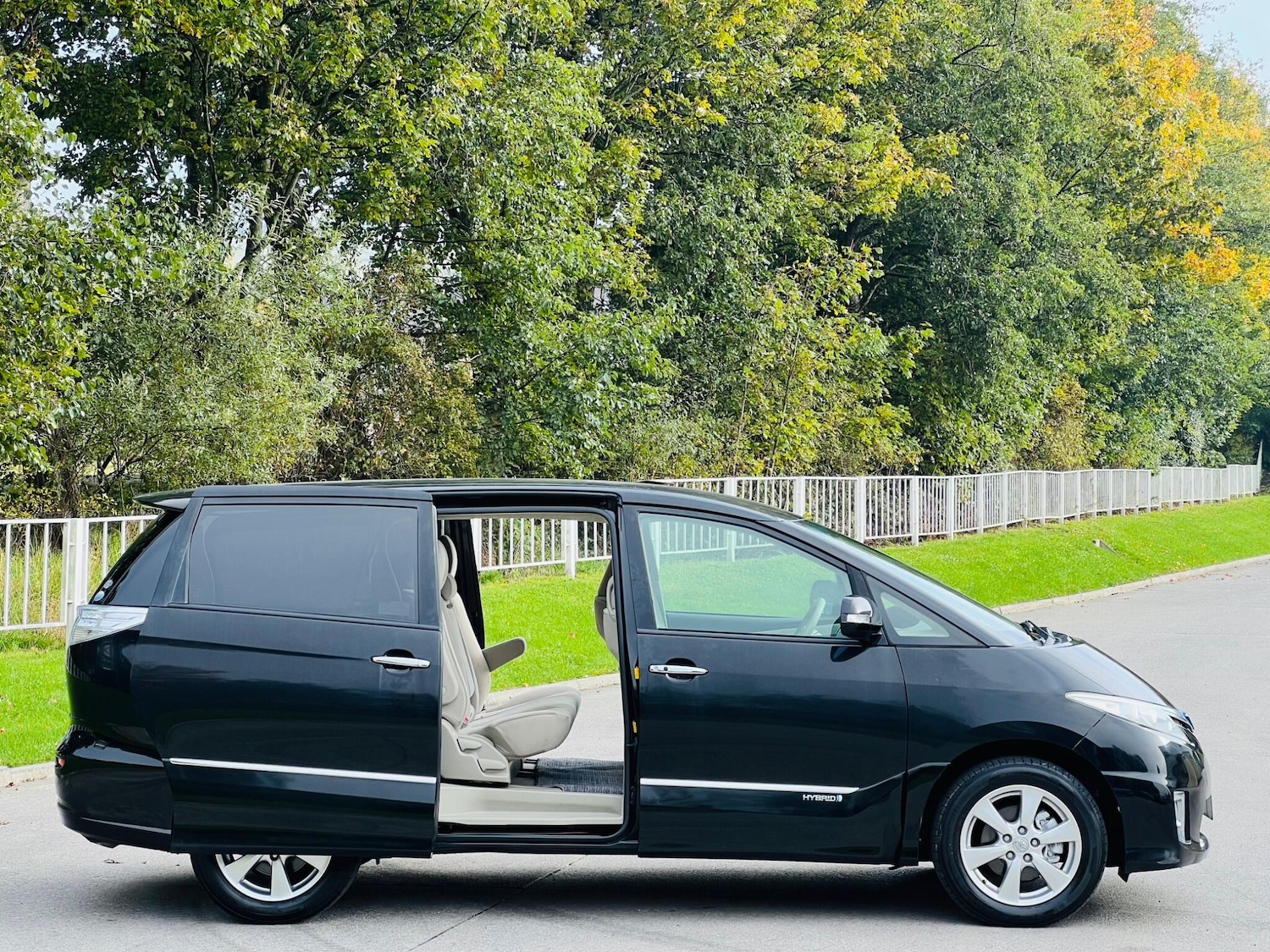 Used Toyota Estima 2020 for sale - 77456448: Photo 6