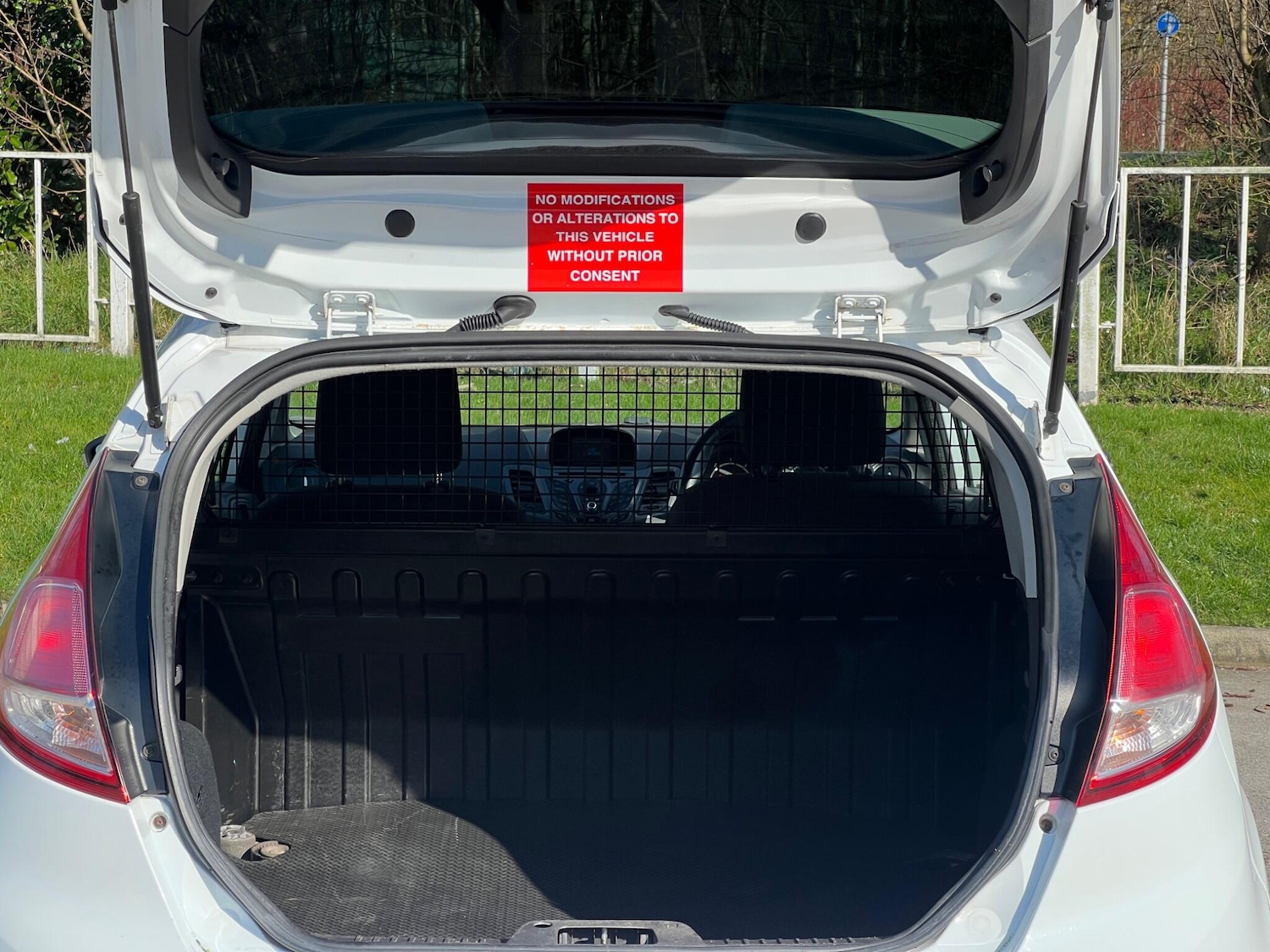 Used Ford Fiesta Van 2013 for sale - 77783195: Photo 14