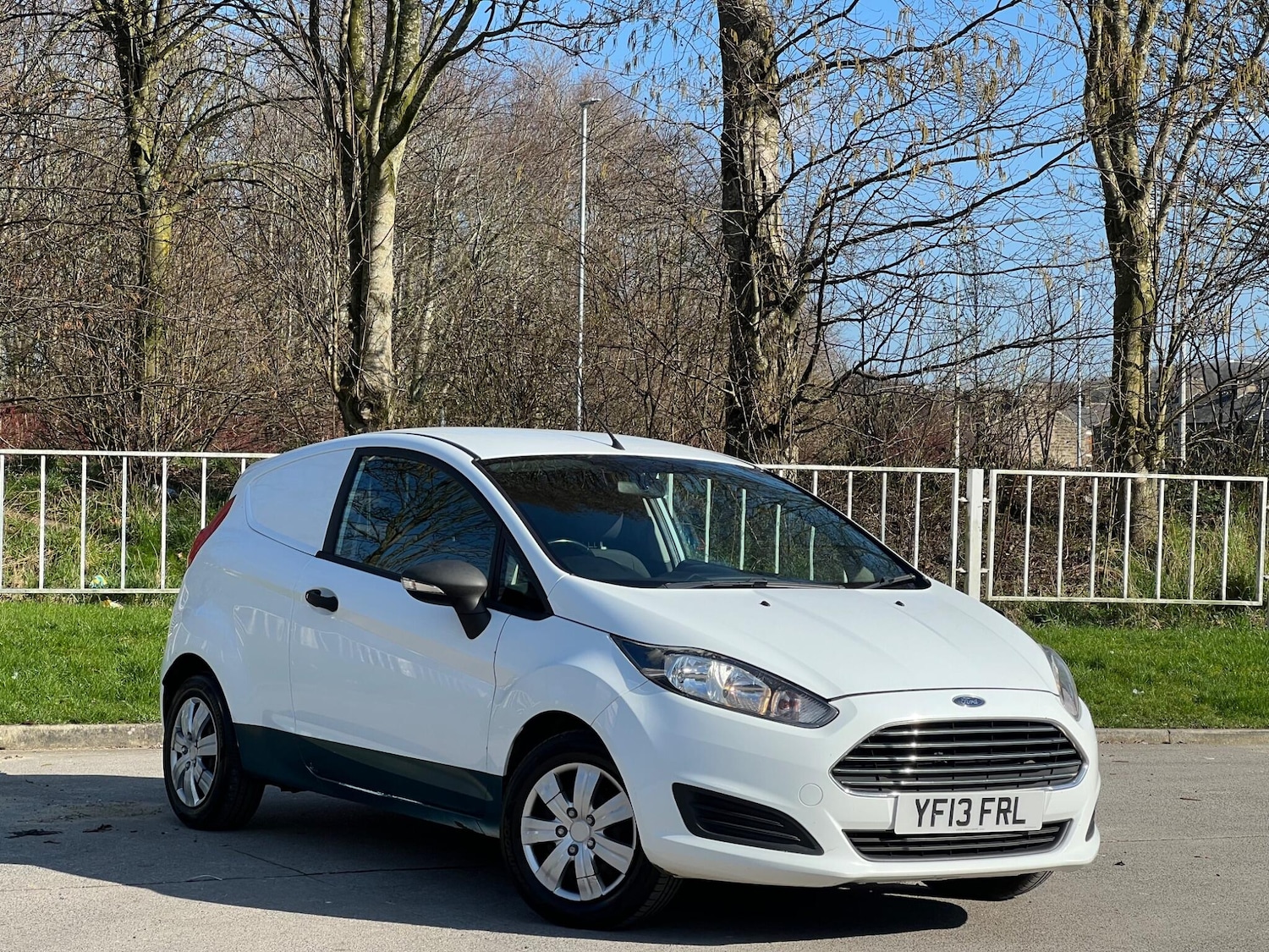 Used Ford Fiesta Van 2013 for sale - 77783195: Photo 4