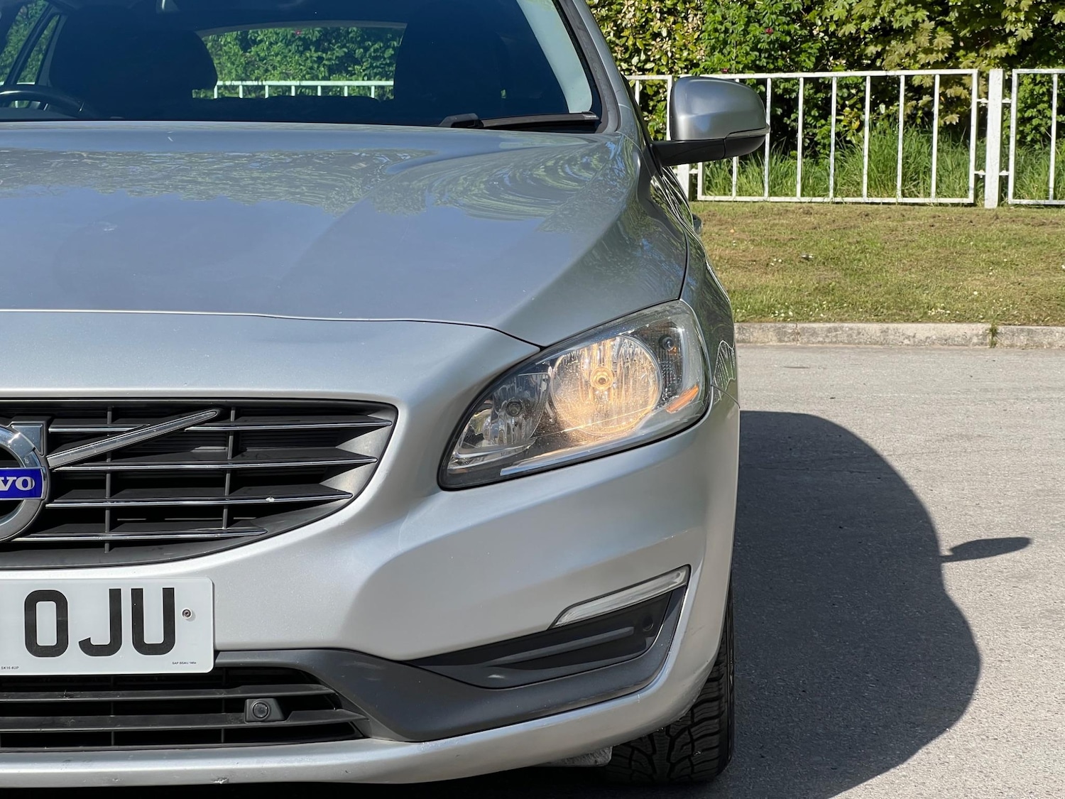 Used Volvo V60 2013 for sale - 77455932: Photo 18