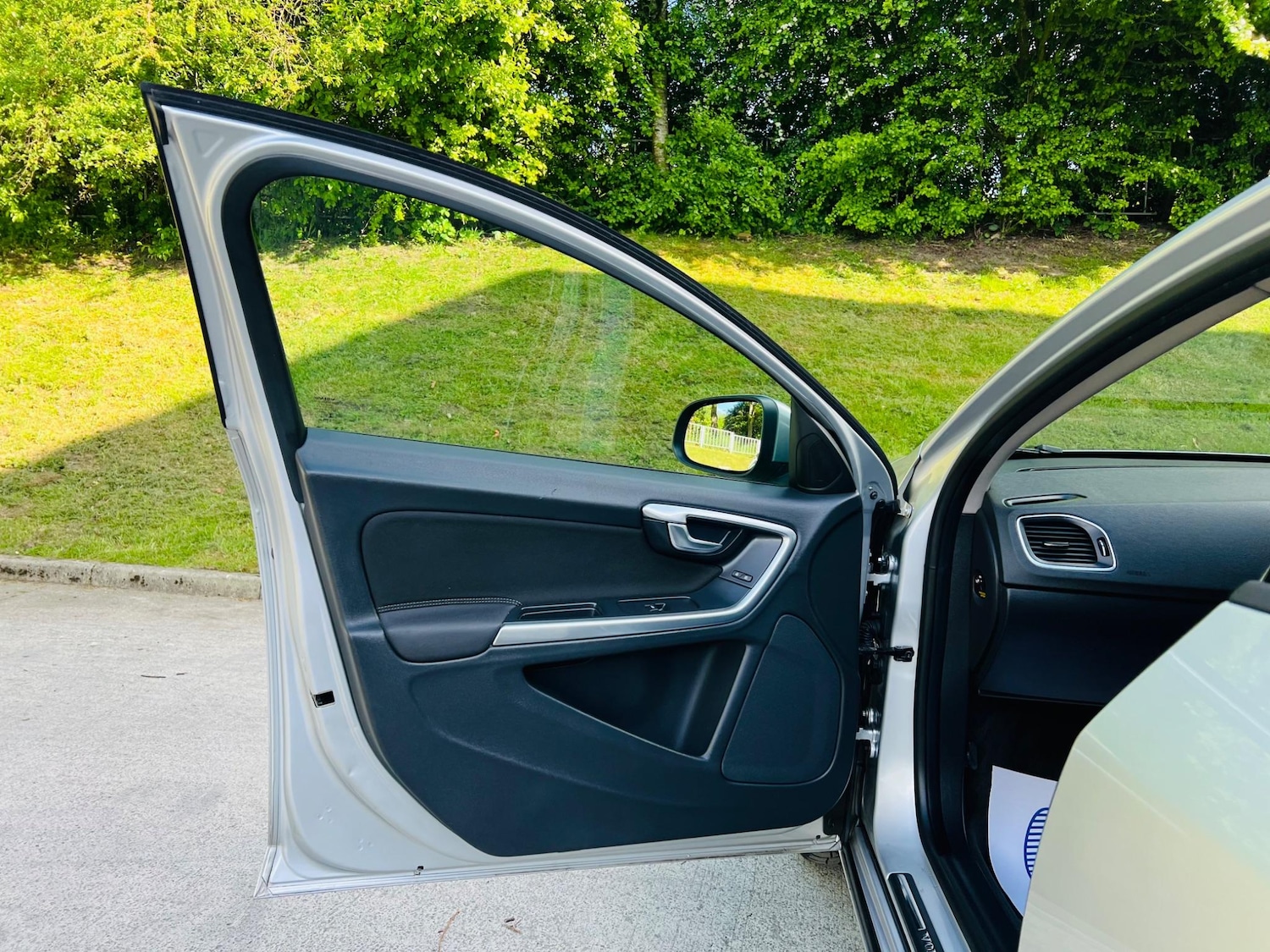 Used Volvo V60 2013 for sale - 77455932: Photo 27