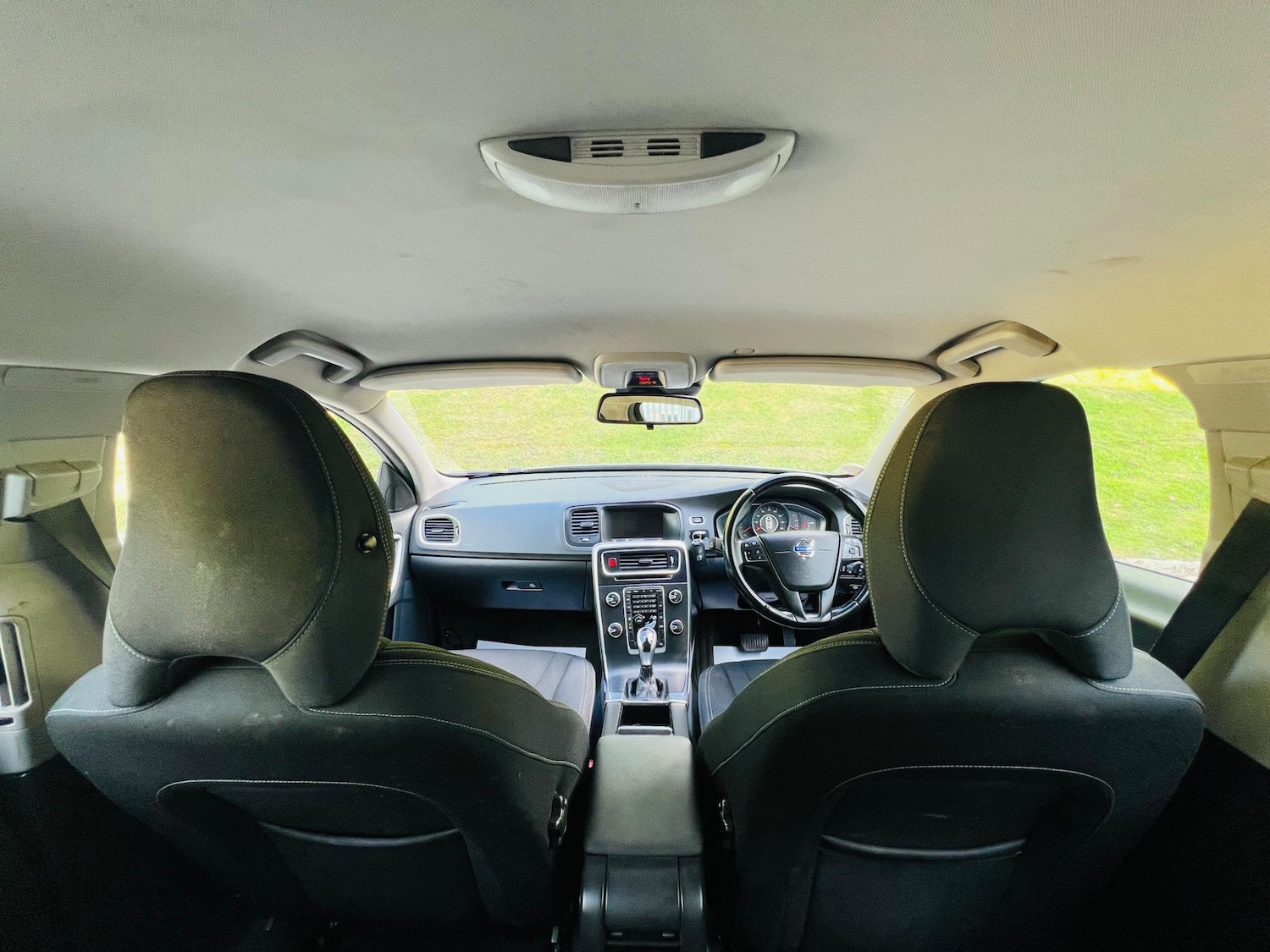 Used Volvo V60 2013 for sale - 77455932: Photo 46