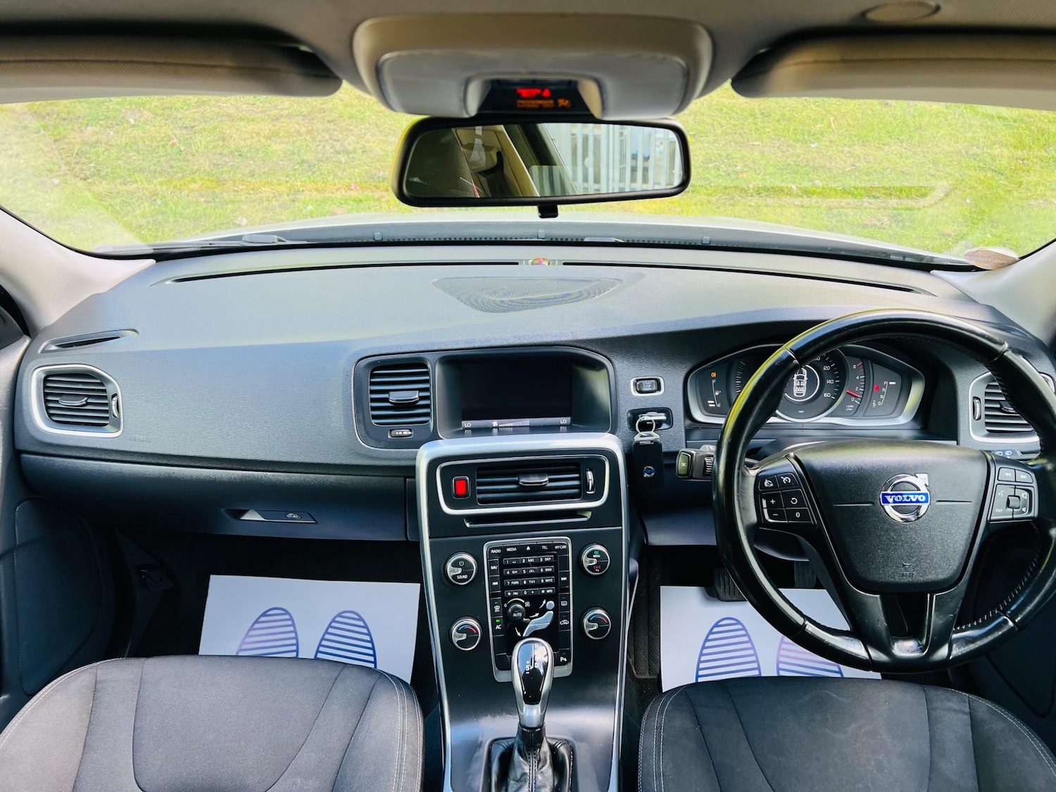 Used Volvo V60 2013 for sale - 77455932: Photo 49