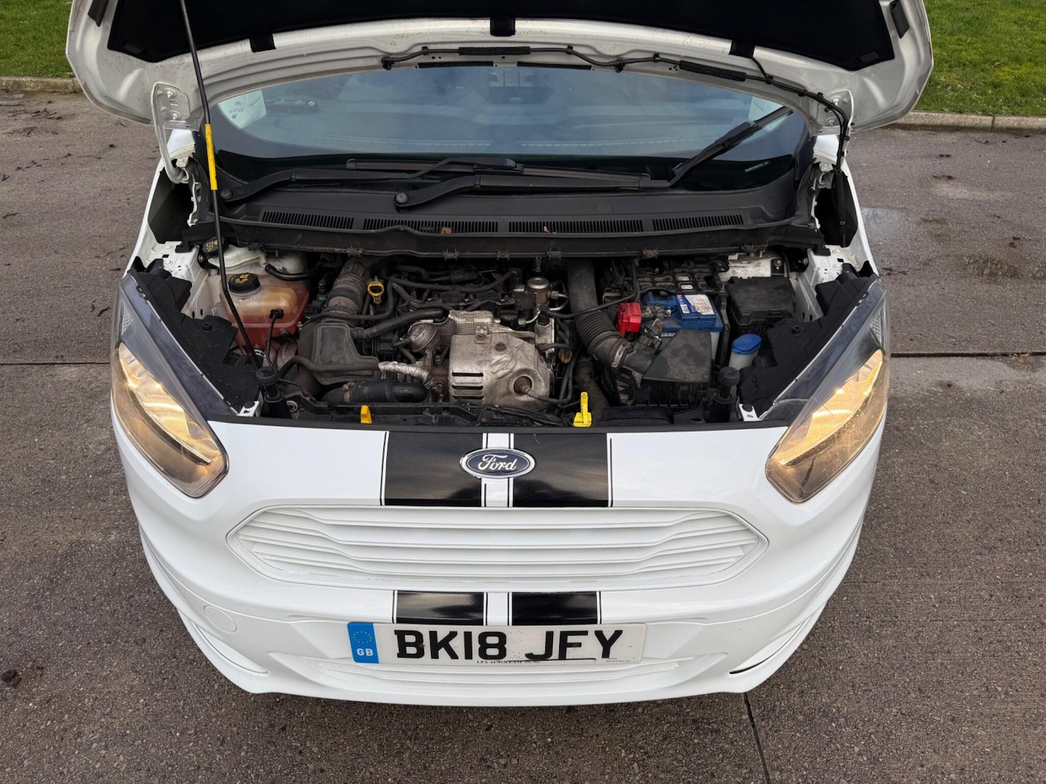 Used Ford Transit Courier 2018 for sale - 77550591: Photo 44