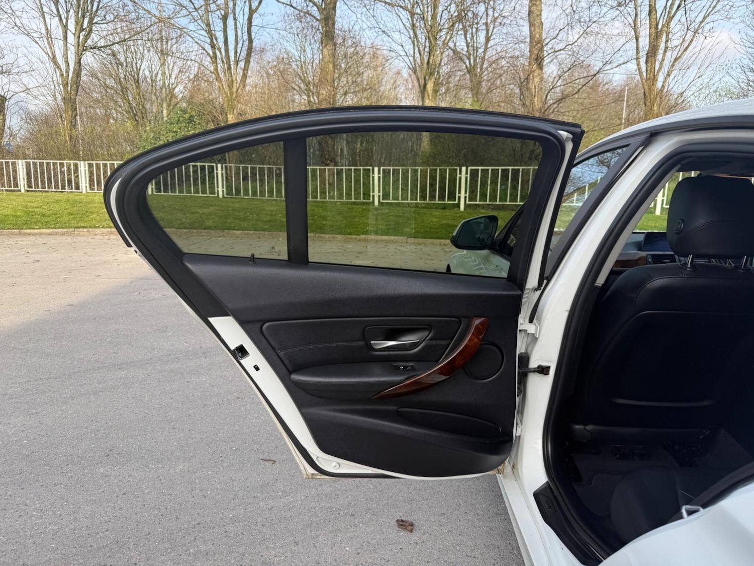 Used BMW 3 Series 2012 for sale - 77977808: Photo 30