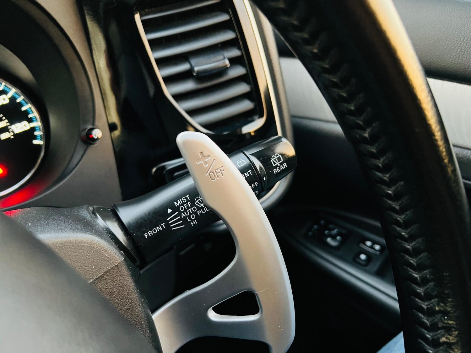 Used Mitsubishi Outlander for sale - 77525135: Photo 46