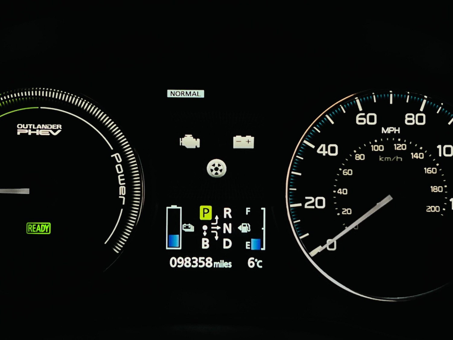 Used Mitsubishi Outlander for sale - 77525135: Photo 47