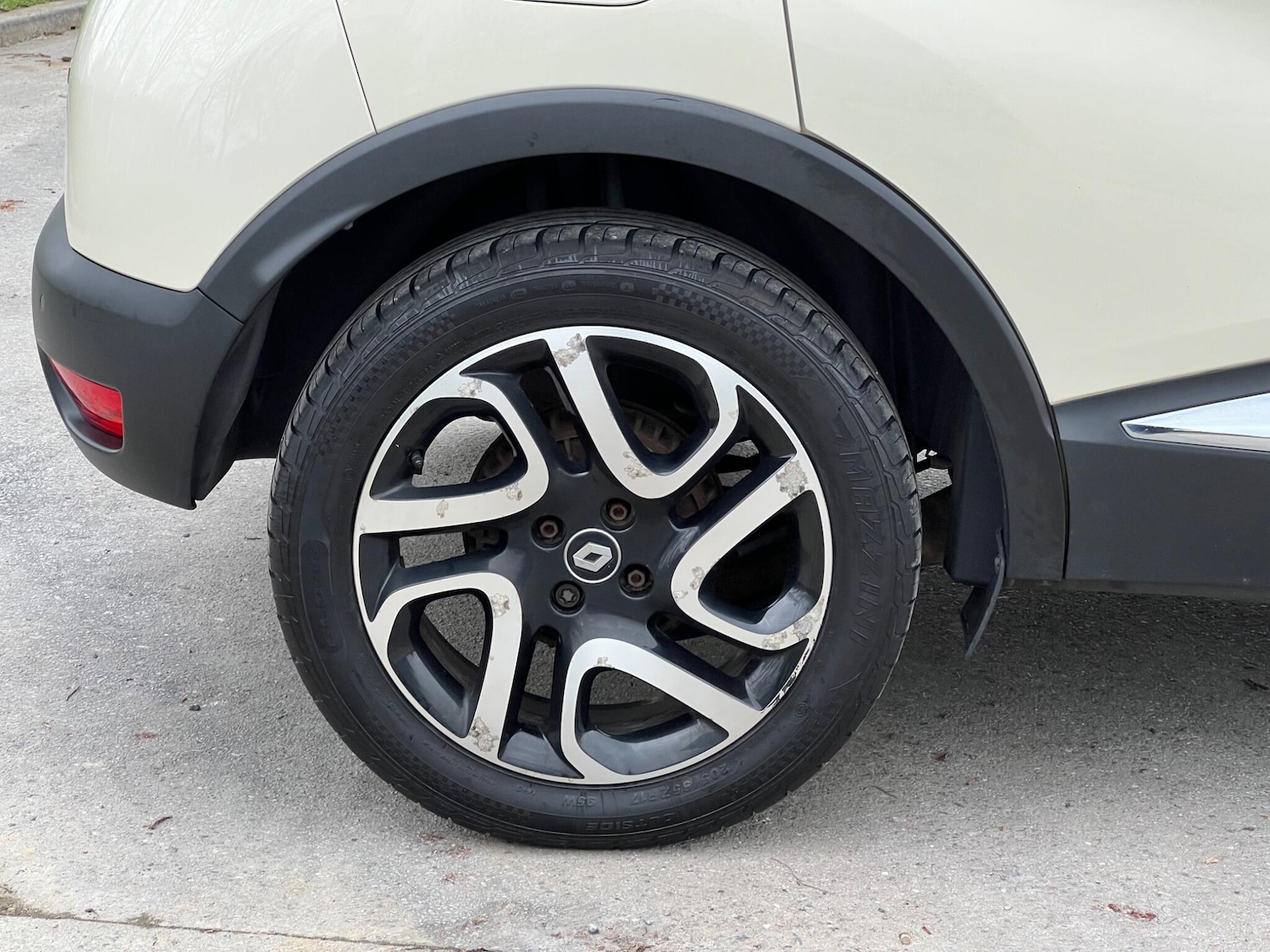 Used Renault Captur for sale - 77598796: Photo 15