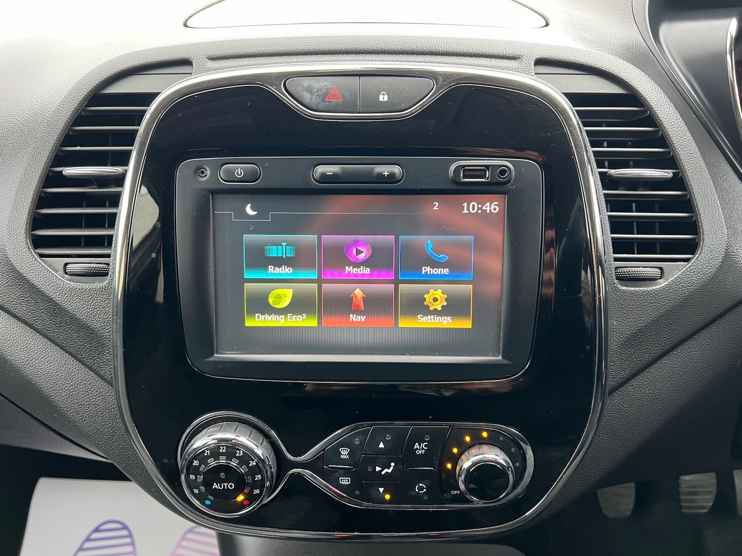 Used Renault Captur for sale - 77598796: Photo 51