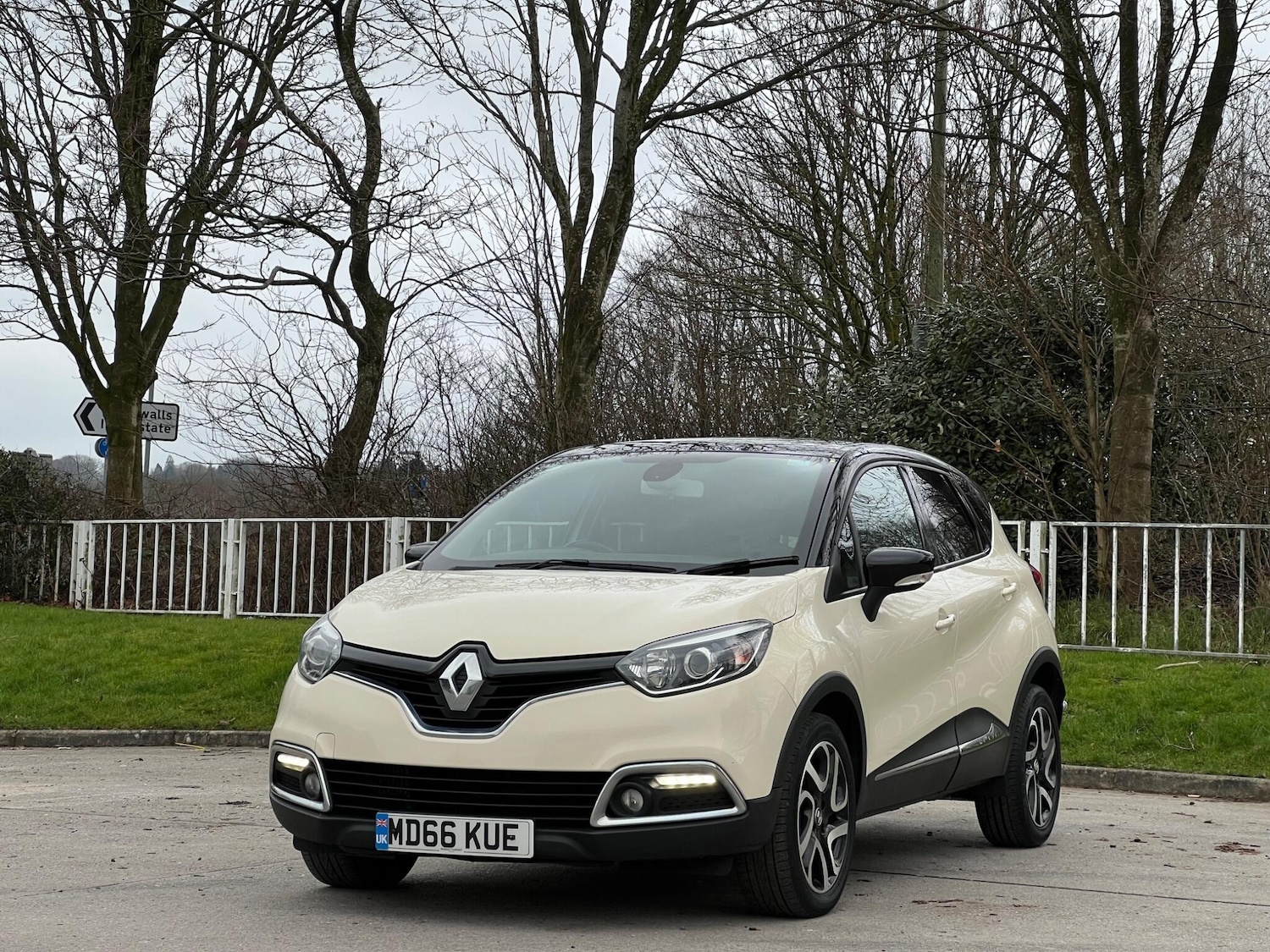 Used Renault Captur for sale - 77598796: Photo 8