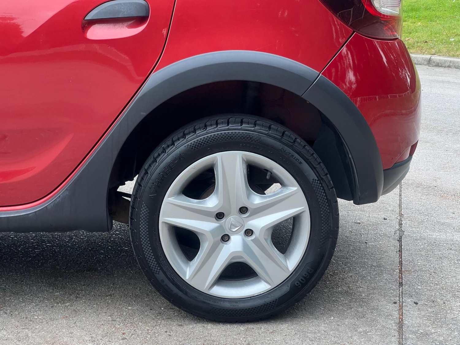 Used Dacia Sandero Stepway 2014 for sale - 77455580: Photo 25