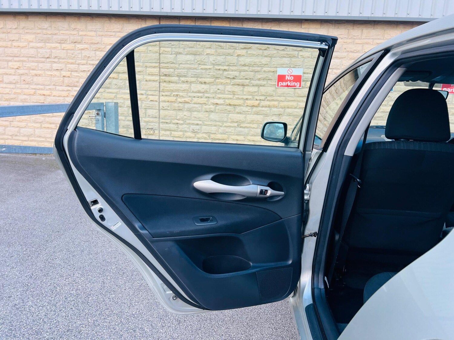 Used Toyota Auris 2009 for sale - 77456475: Photo 27