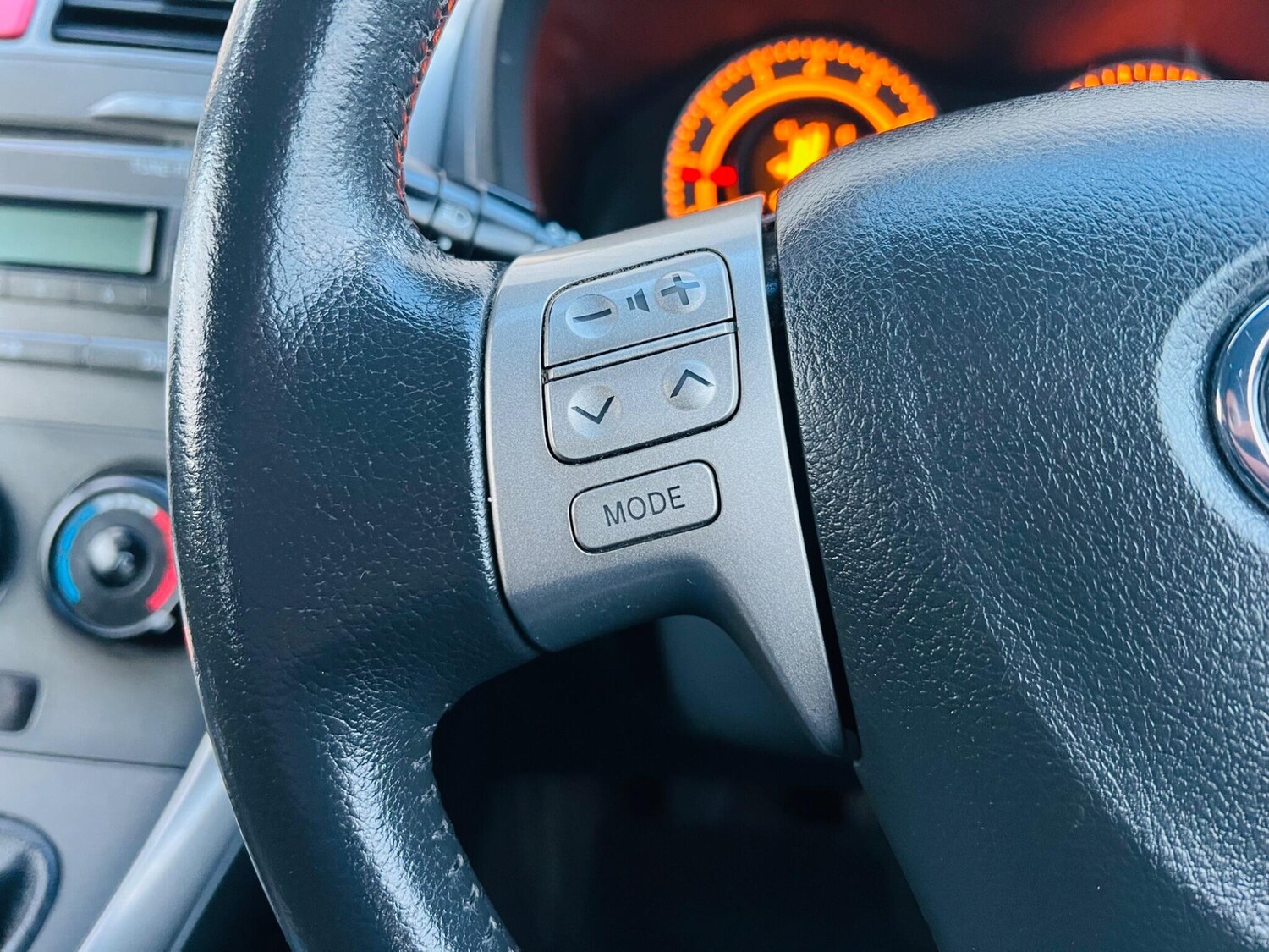 Used Toyota Auris 2009 for sale - 77456475: Photo 45