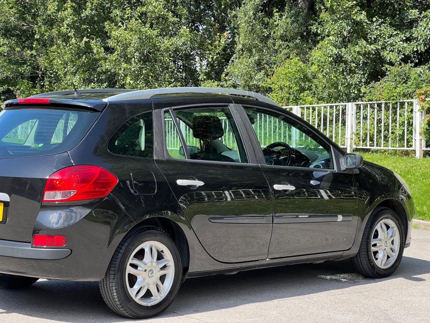 Used Renault Clio 2008 for sale - 77455585: Photo 17