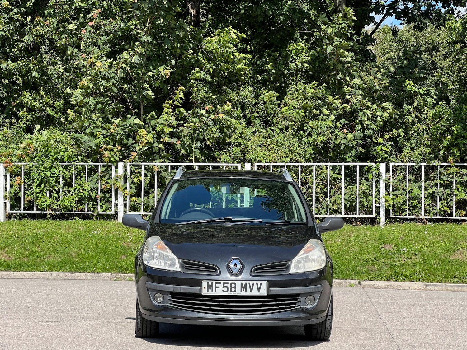 Used Renault Clio 2008 for sale - 77455585: Photo 2