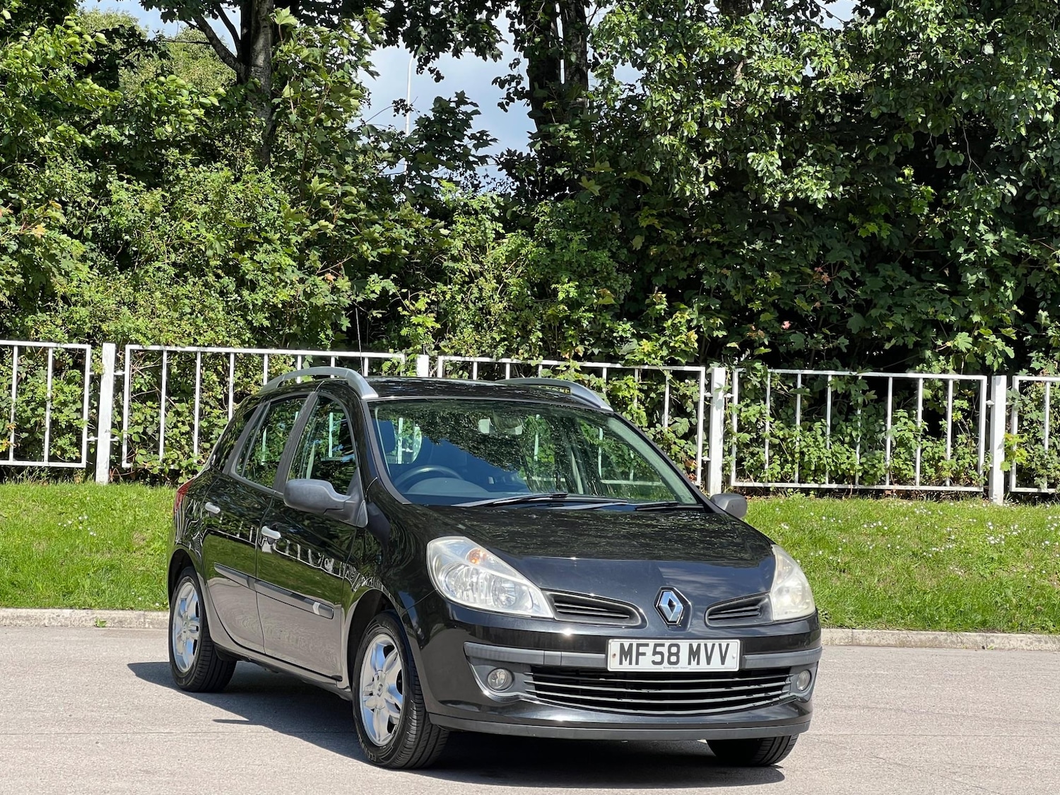 Used Renault Clio 2008 for sale - 77455585: Photo 3