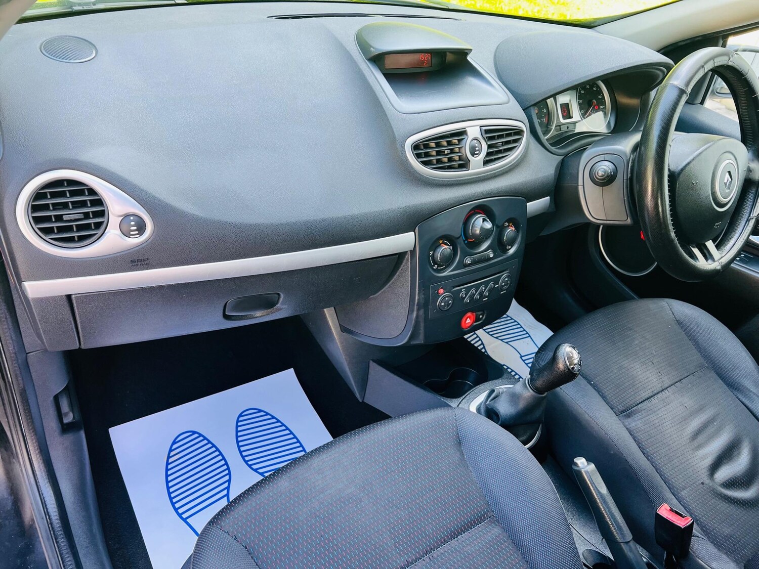 Used Renault Clio 2008 for sale - 77455585: Photo 38