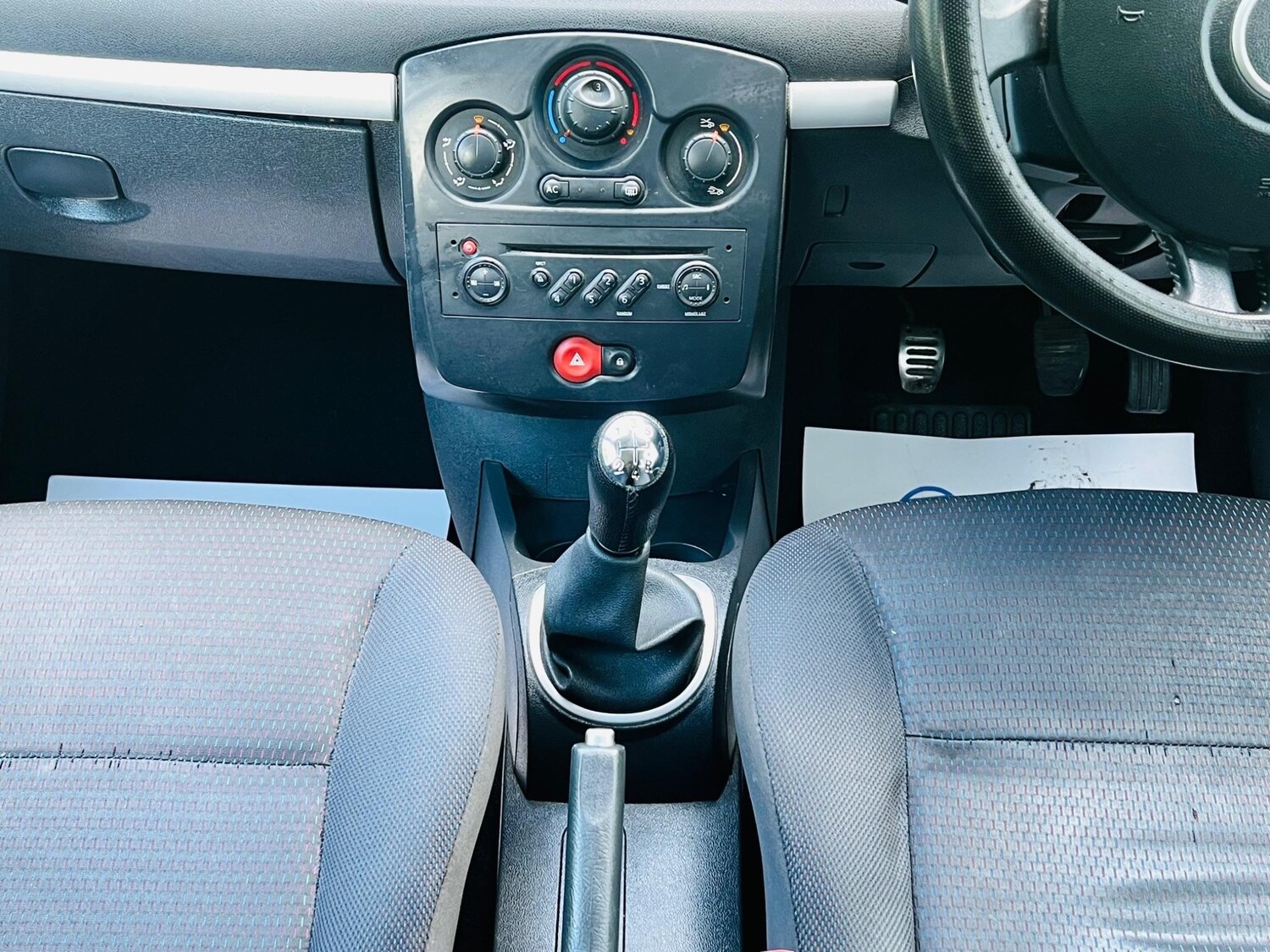 Used Renault Clio 2008 for sale - 77455585: Photo 58