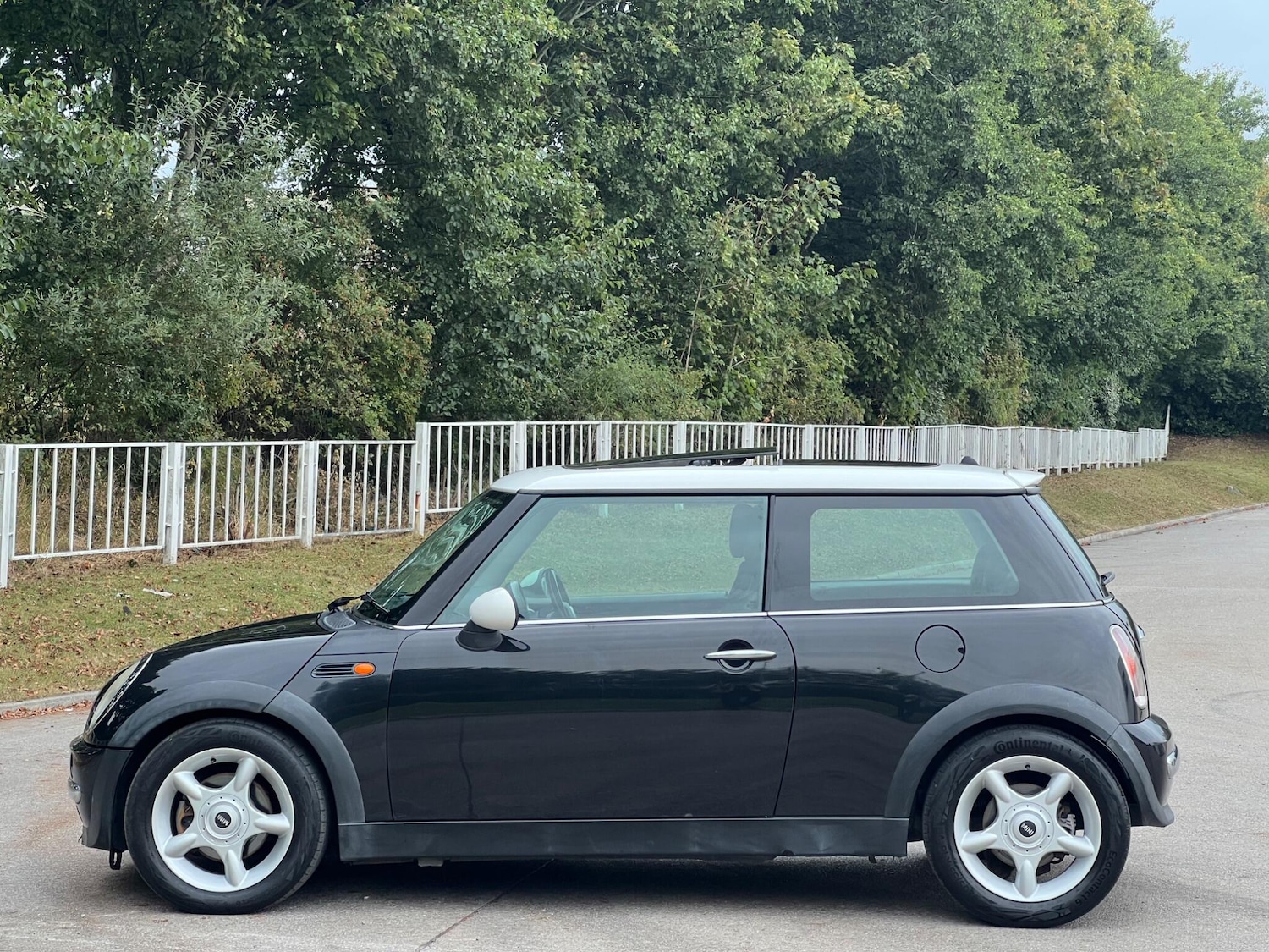 Used MINI Hatch 2002 for sale - 77455393: Photo 10