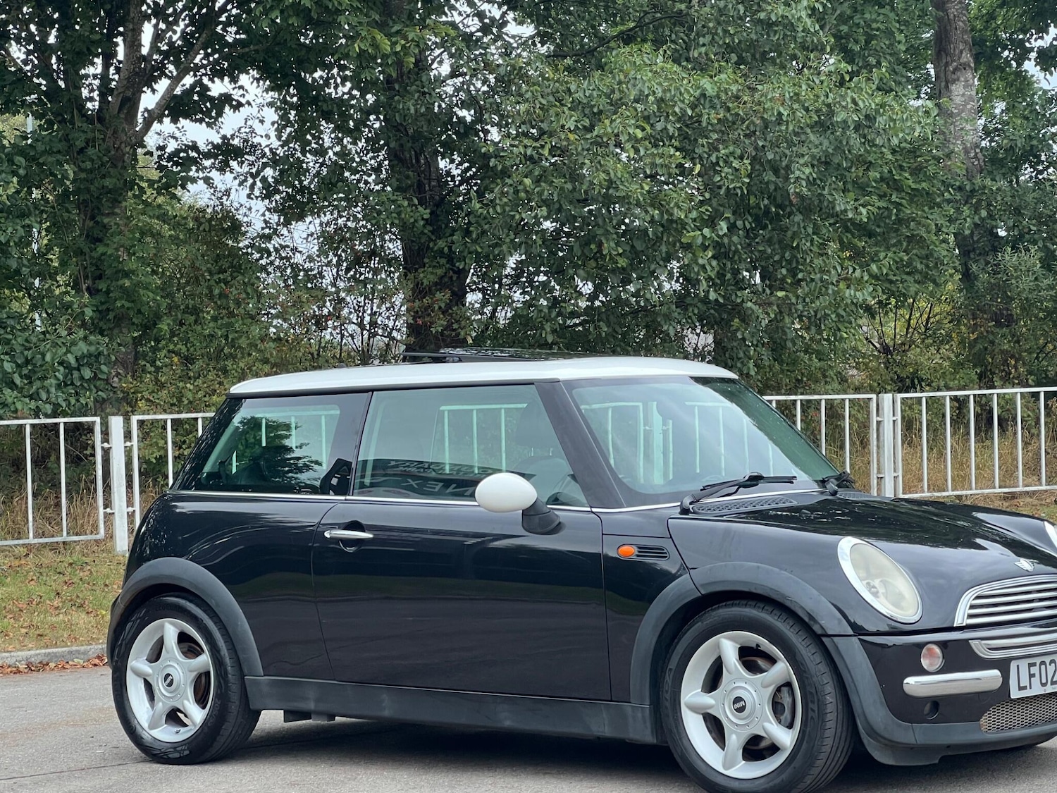 Used MINI Hatch 2002 for sale - 77455393: Photo 14