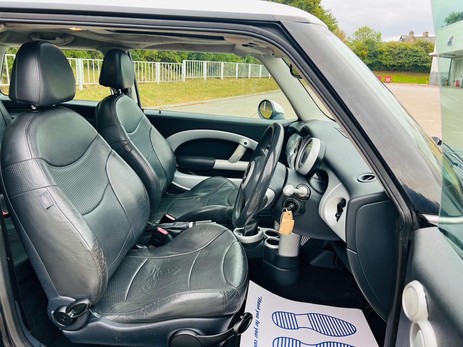 Used MINI Hatch 2002 for sale - 77455393: Photo 30