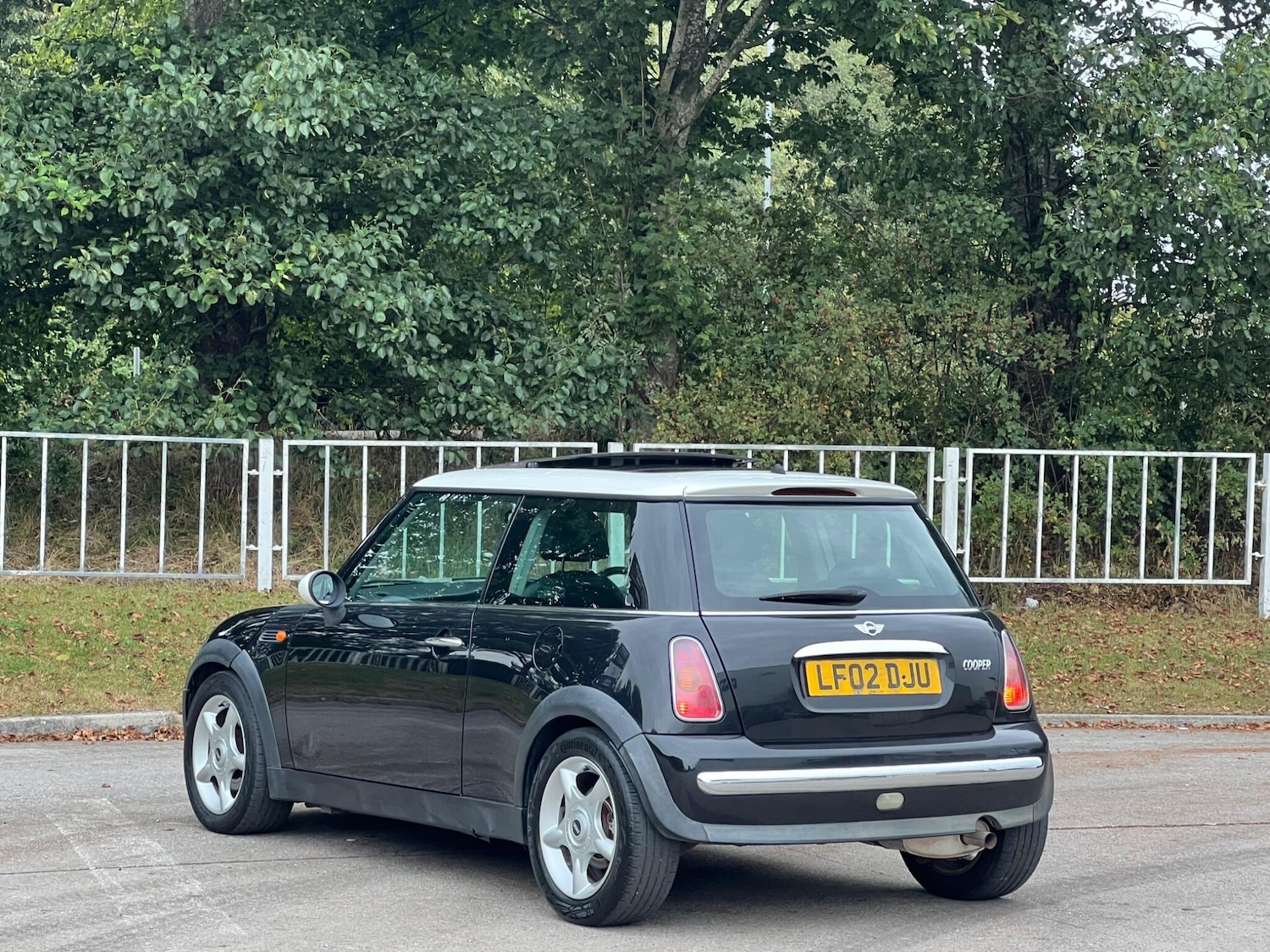 Used MINI Hatch 2002 for sale - 77455393: Photo 8