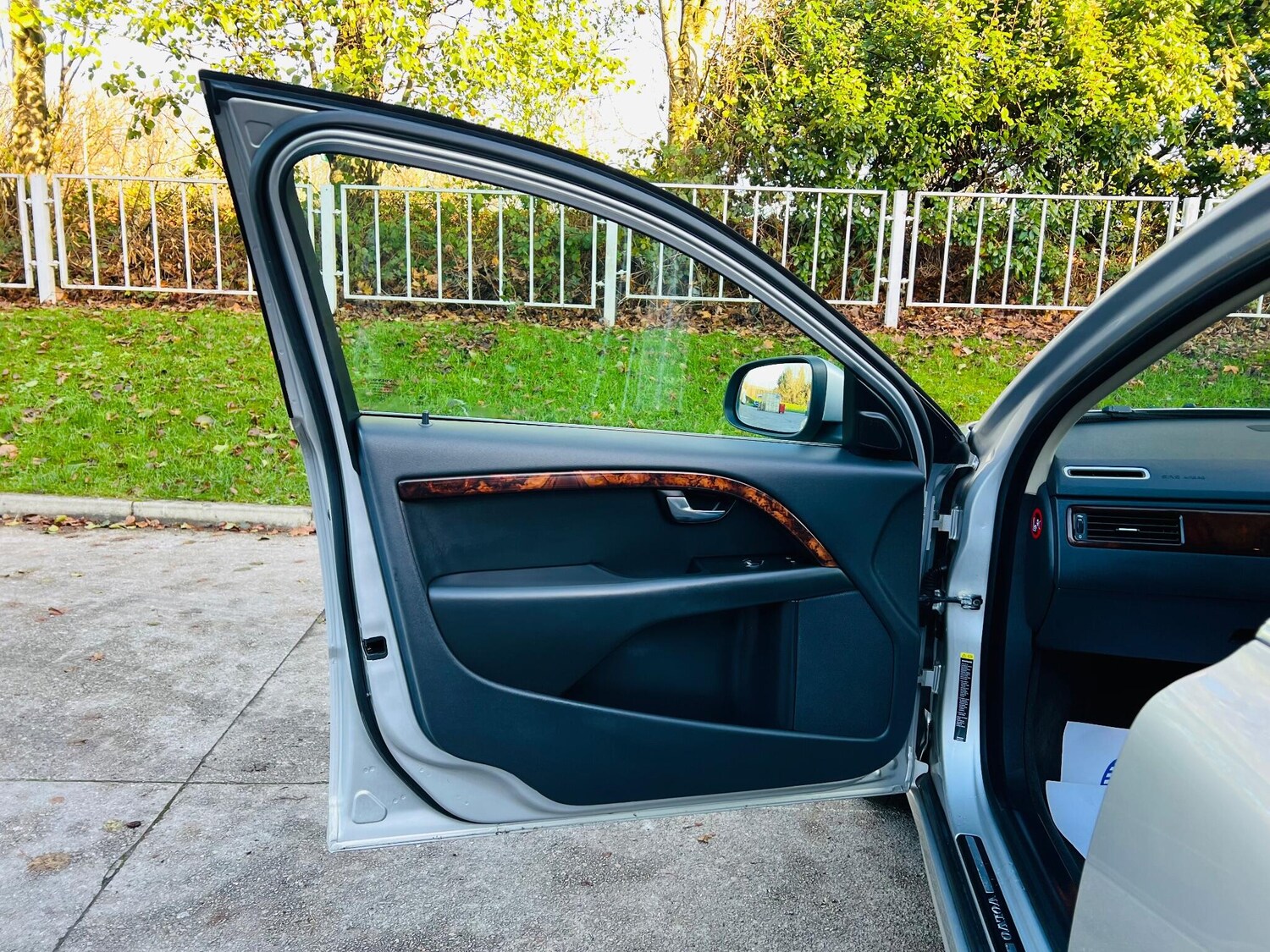 Used Volvo S80 2008 for sale - 77455924: Photo 28