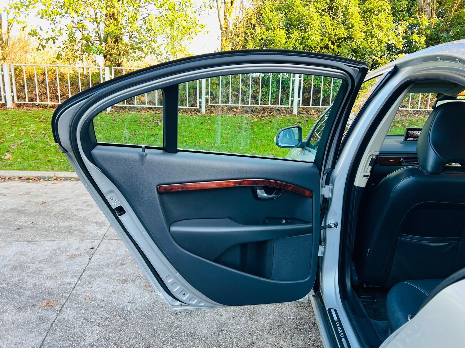 Used Volvo S80 2008 for sale - 77455924: Photo 30