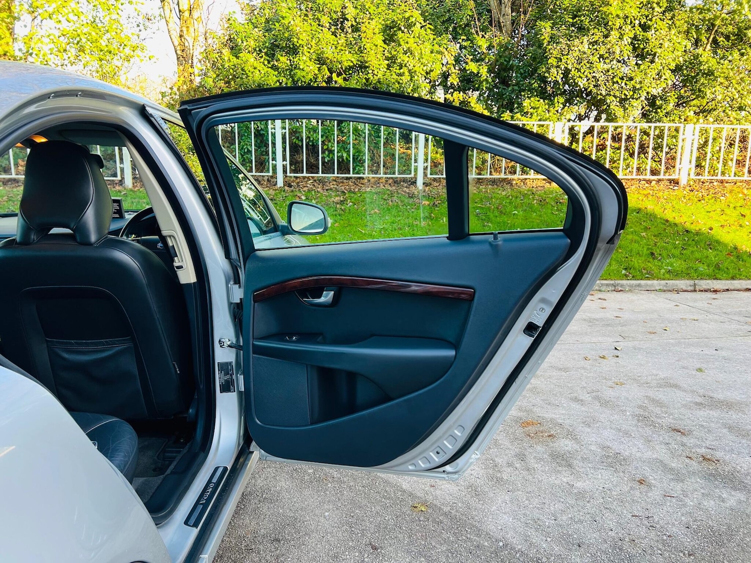 Used Volvo S80 2008 for sale - 77455924: Photo 31