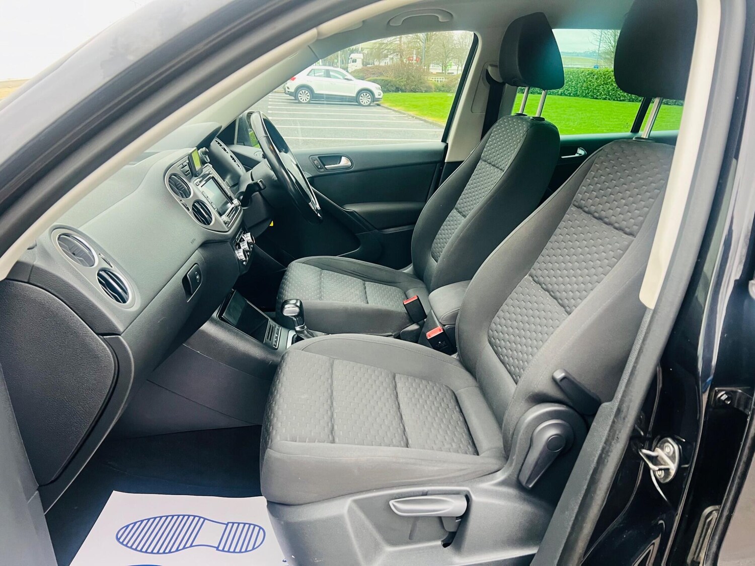 Used Volkswagen Tiguan 2010 for sale - 77455923: Photo 29