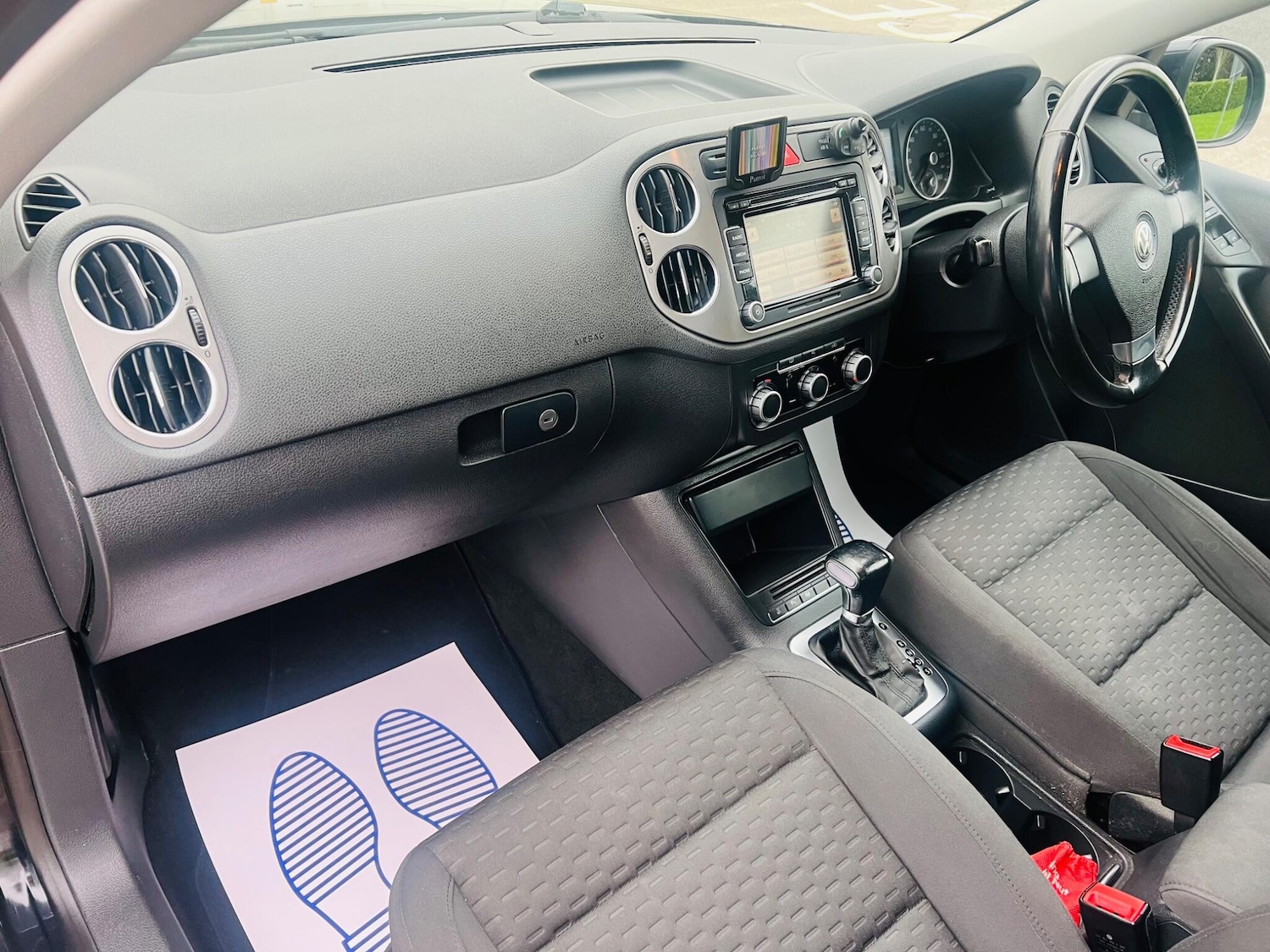 Used Volkswagen Tiguan 2010 for sale - 77455923: Photo 33