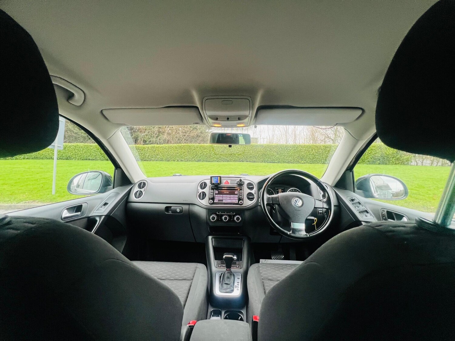 Used Volkswagen Tiguan 2010 for sale - 77455923: Photo 34