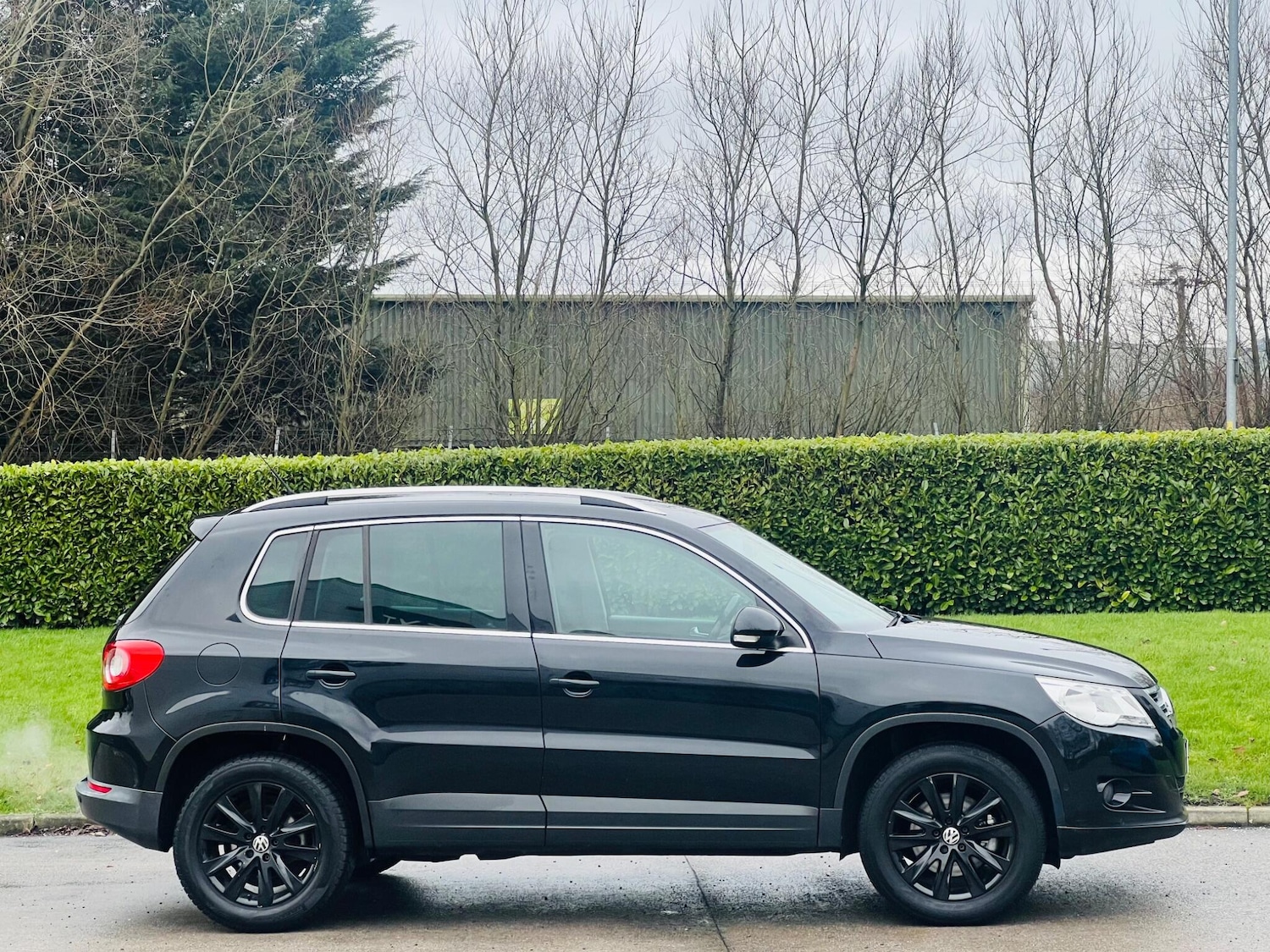 Used Volkswagen Tiguan 2010 for sale - 77455923: Photo 5